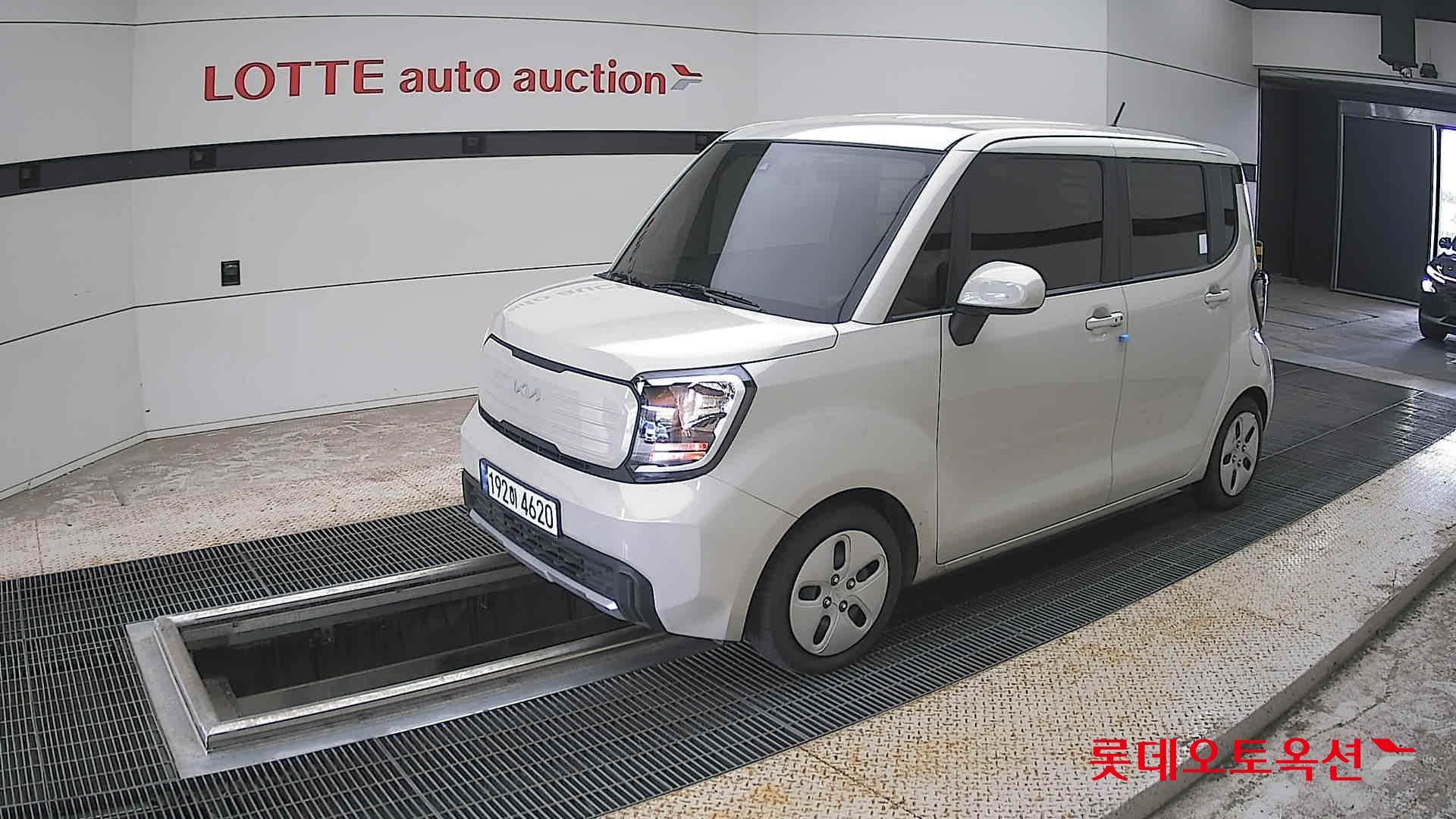 2023 - kia ray
