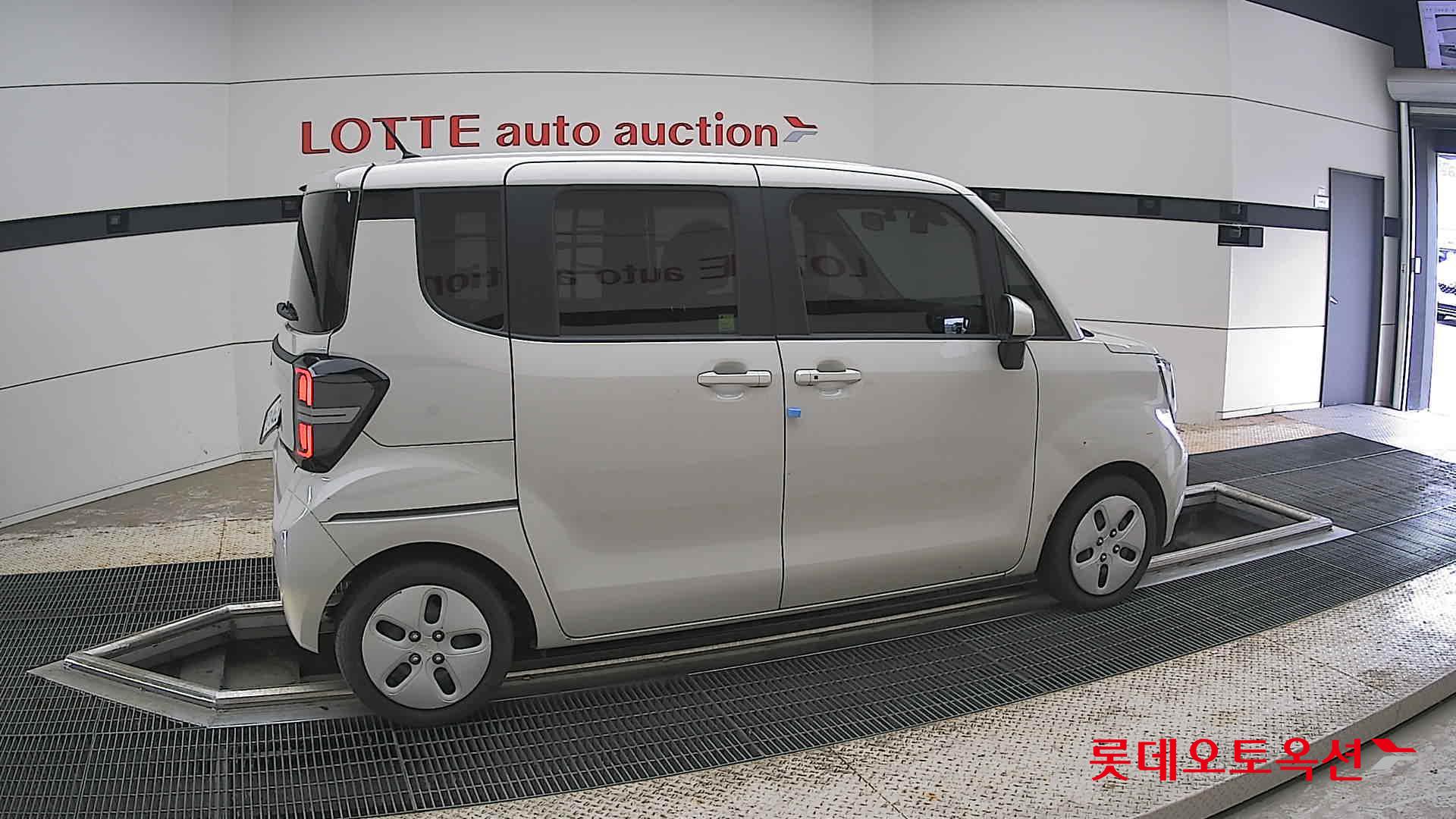 2023 - kia ray