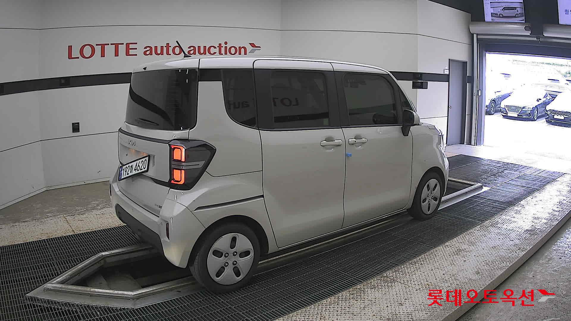 2023 - kia ray