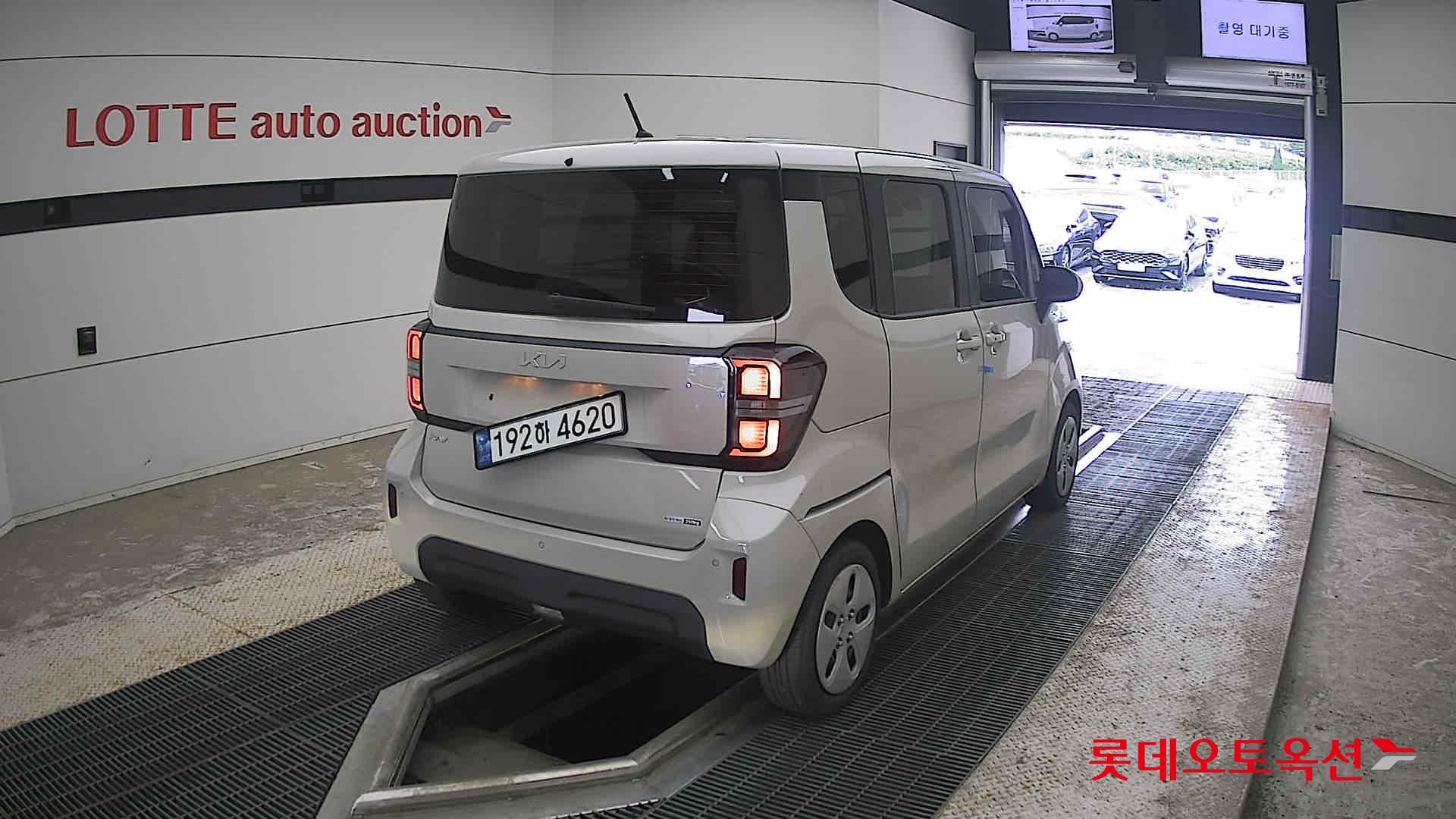 2023 - kia ray