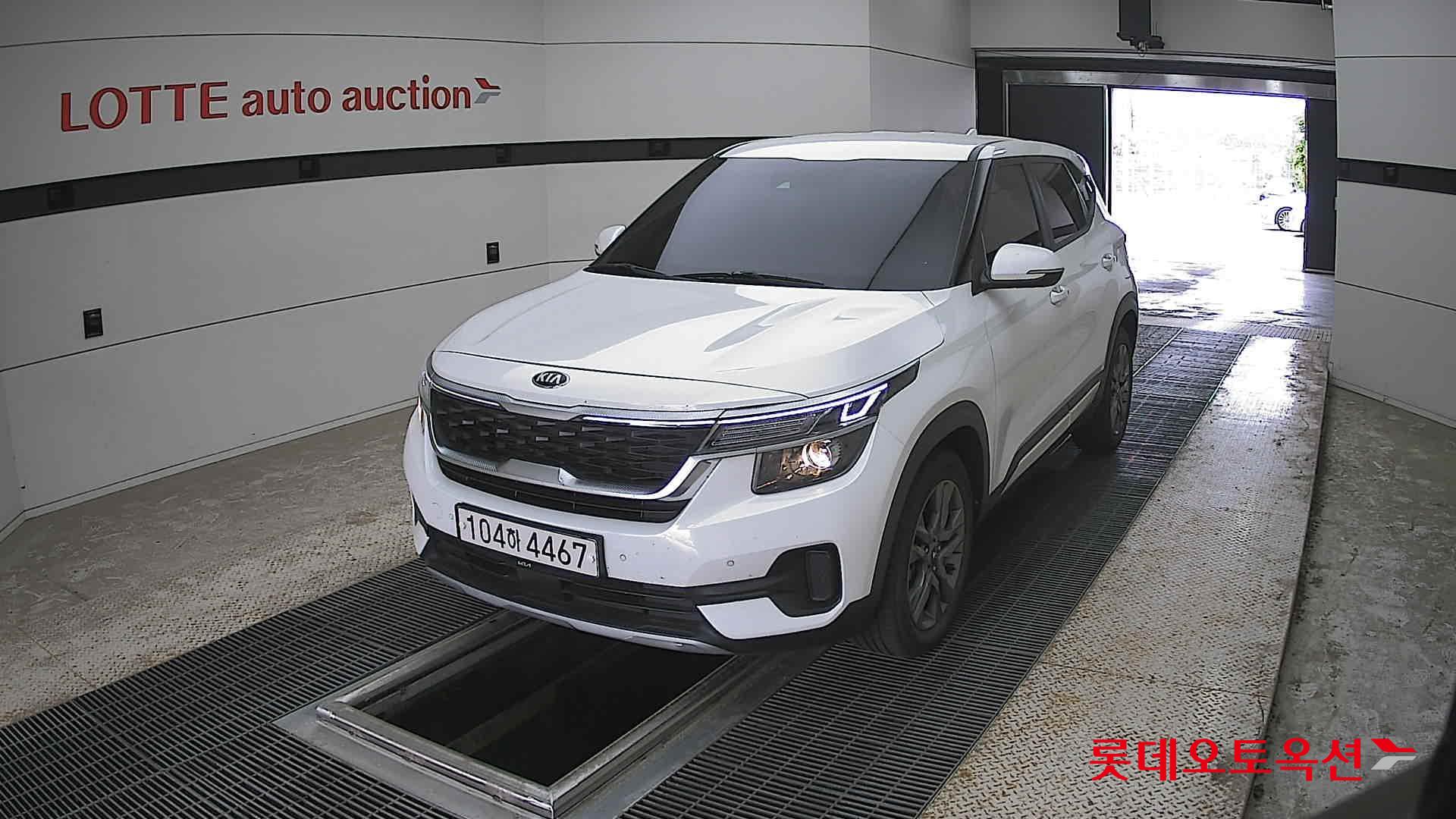 Kia Seltos - 10
