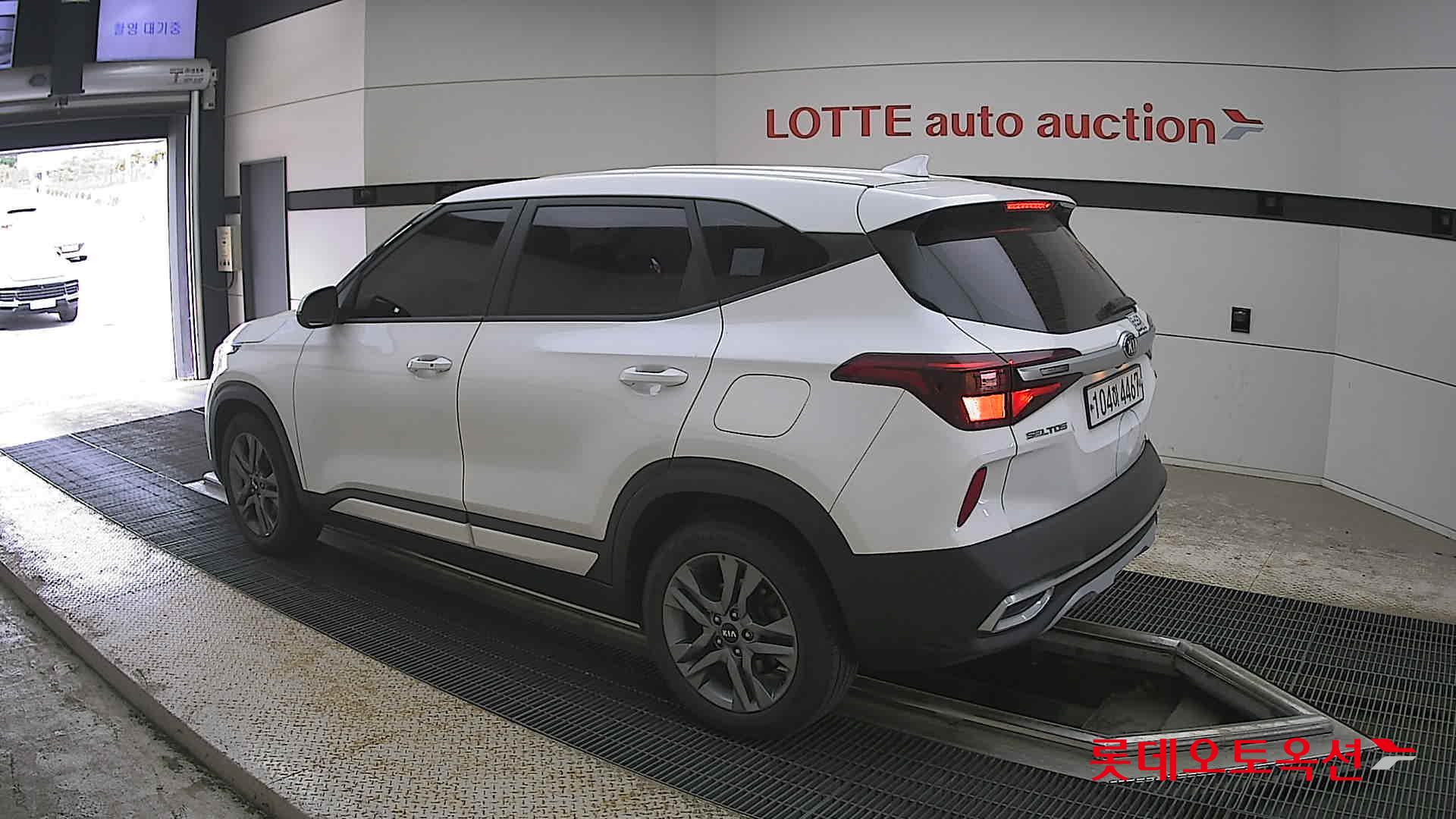 Kia Seltos - 15