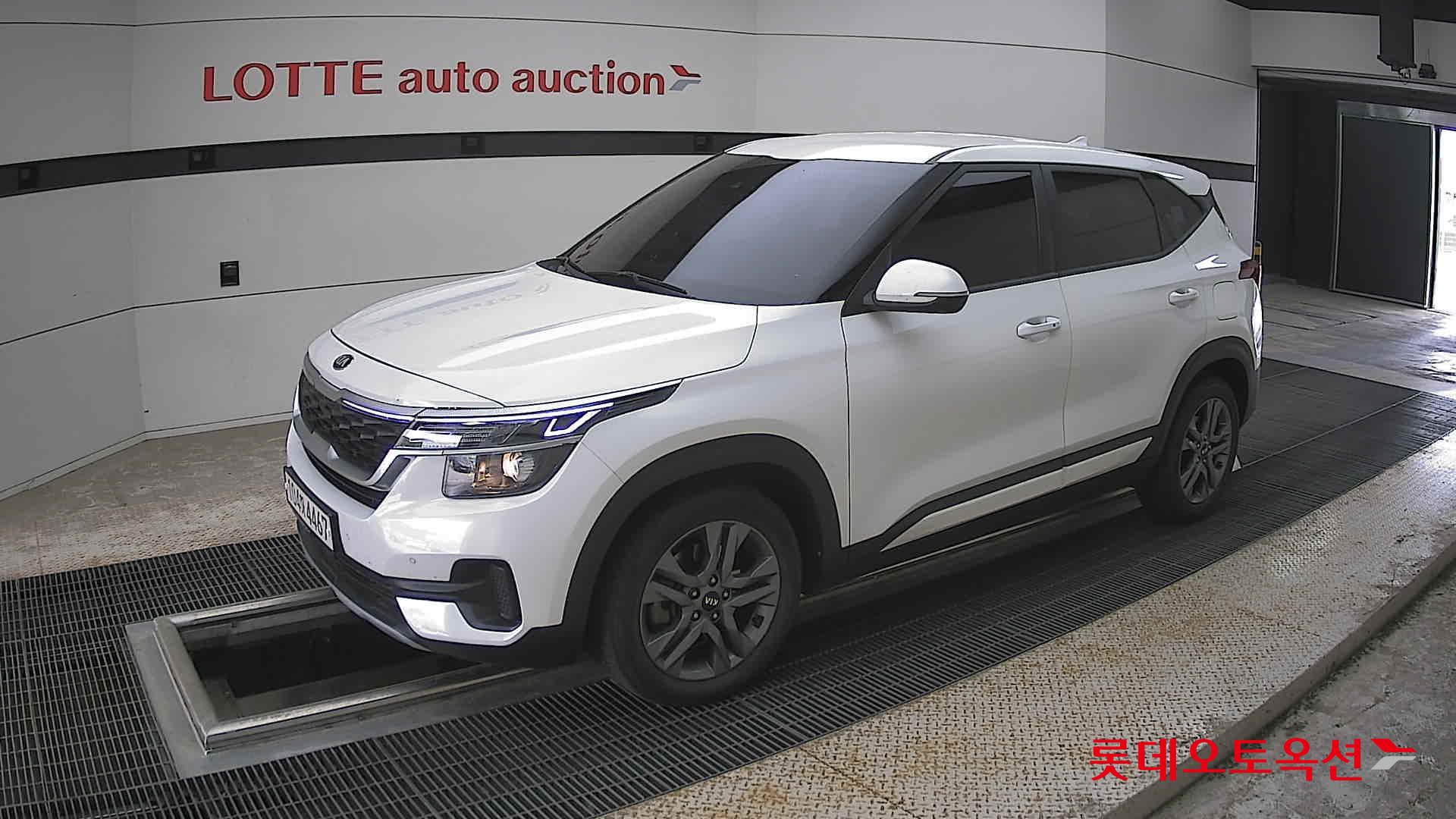 Kia Seltos - 11