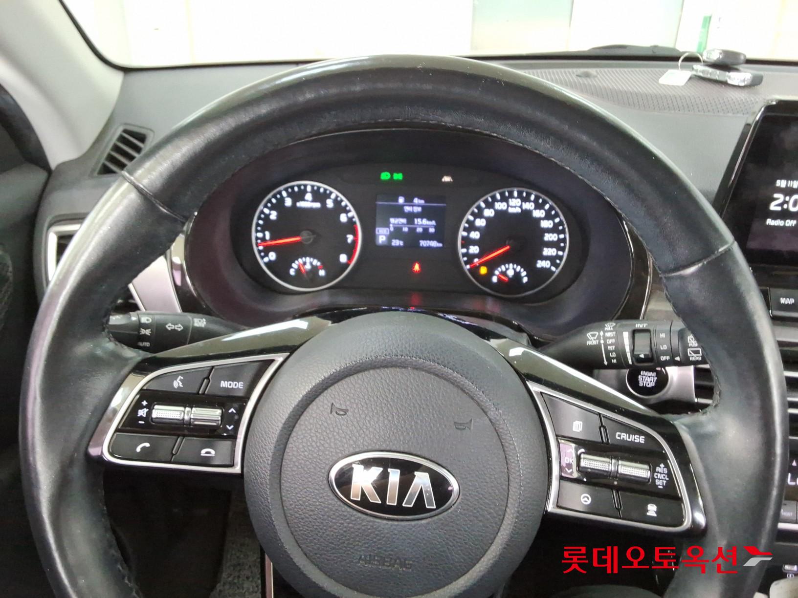 Kia Seltos - 30