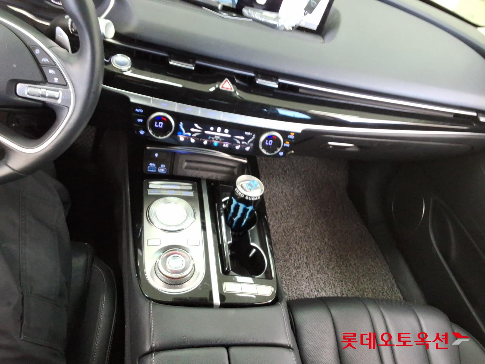 Genesis G80 - 35