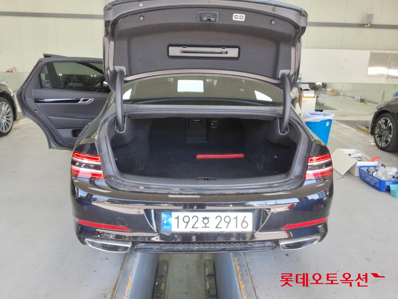 Genesis G80 - 9