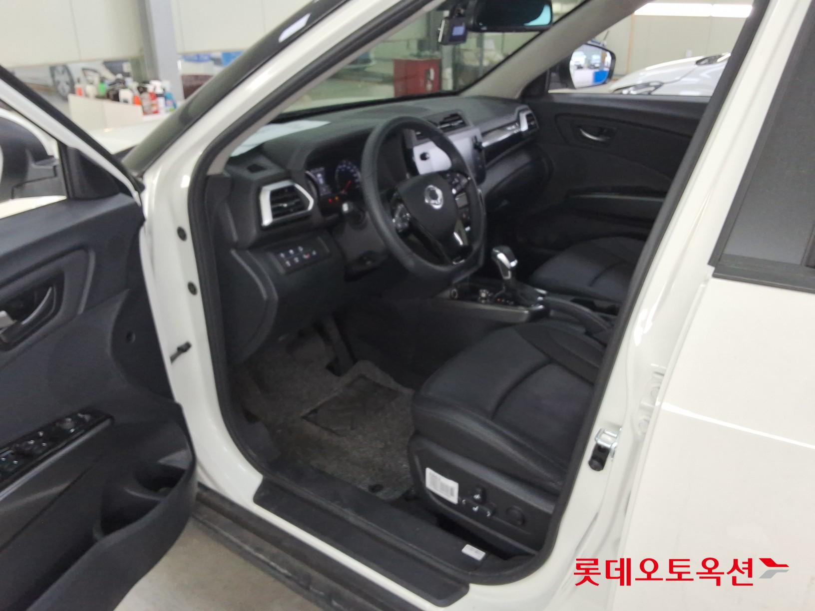 2025 - ssangyong tivoli