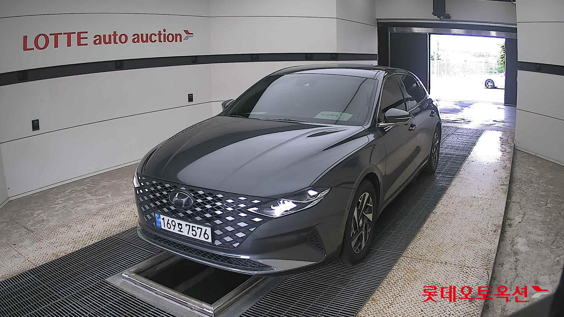 2022 - hyundai grandeur