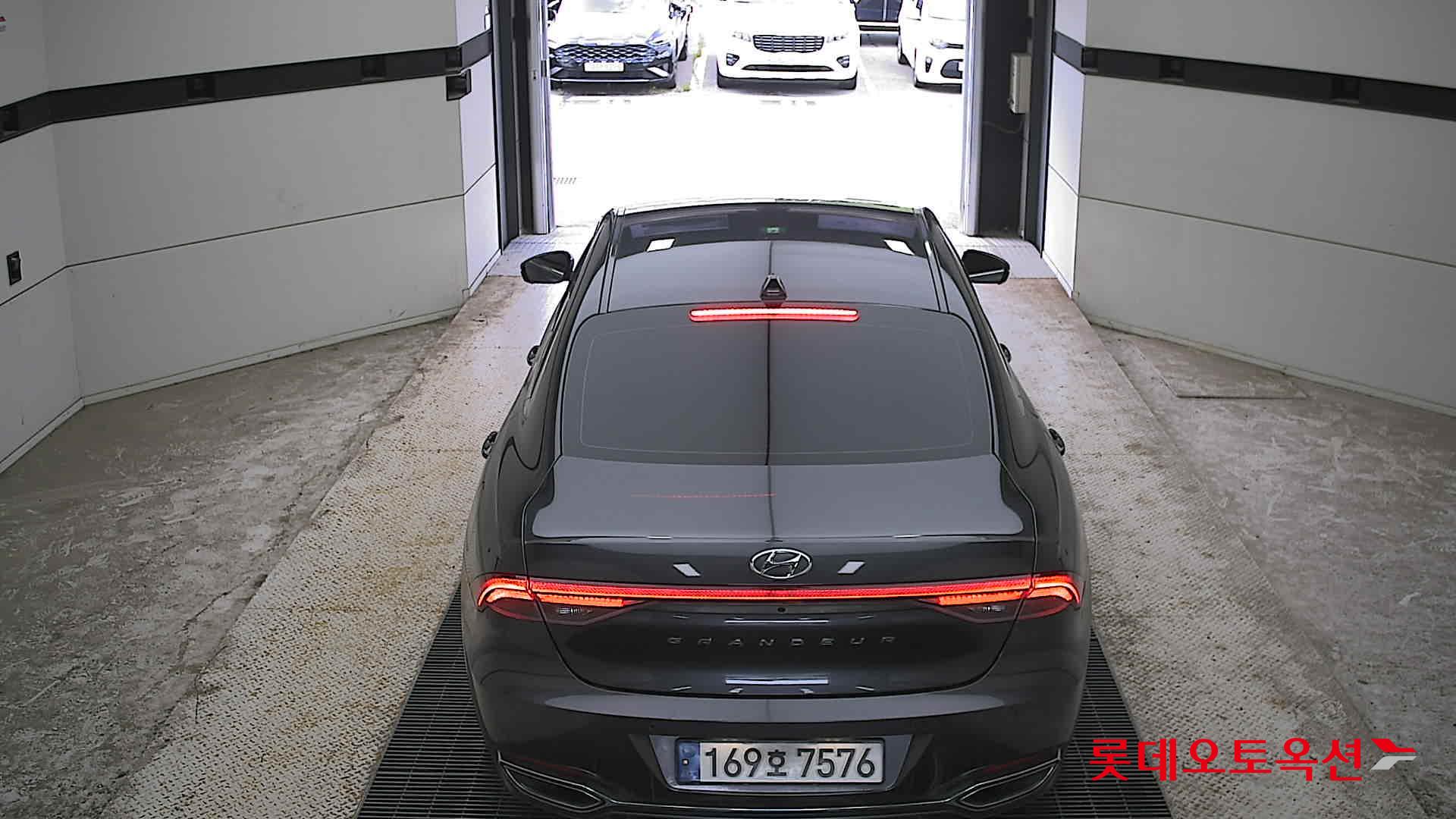 2022 - hyundai grandeur