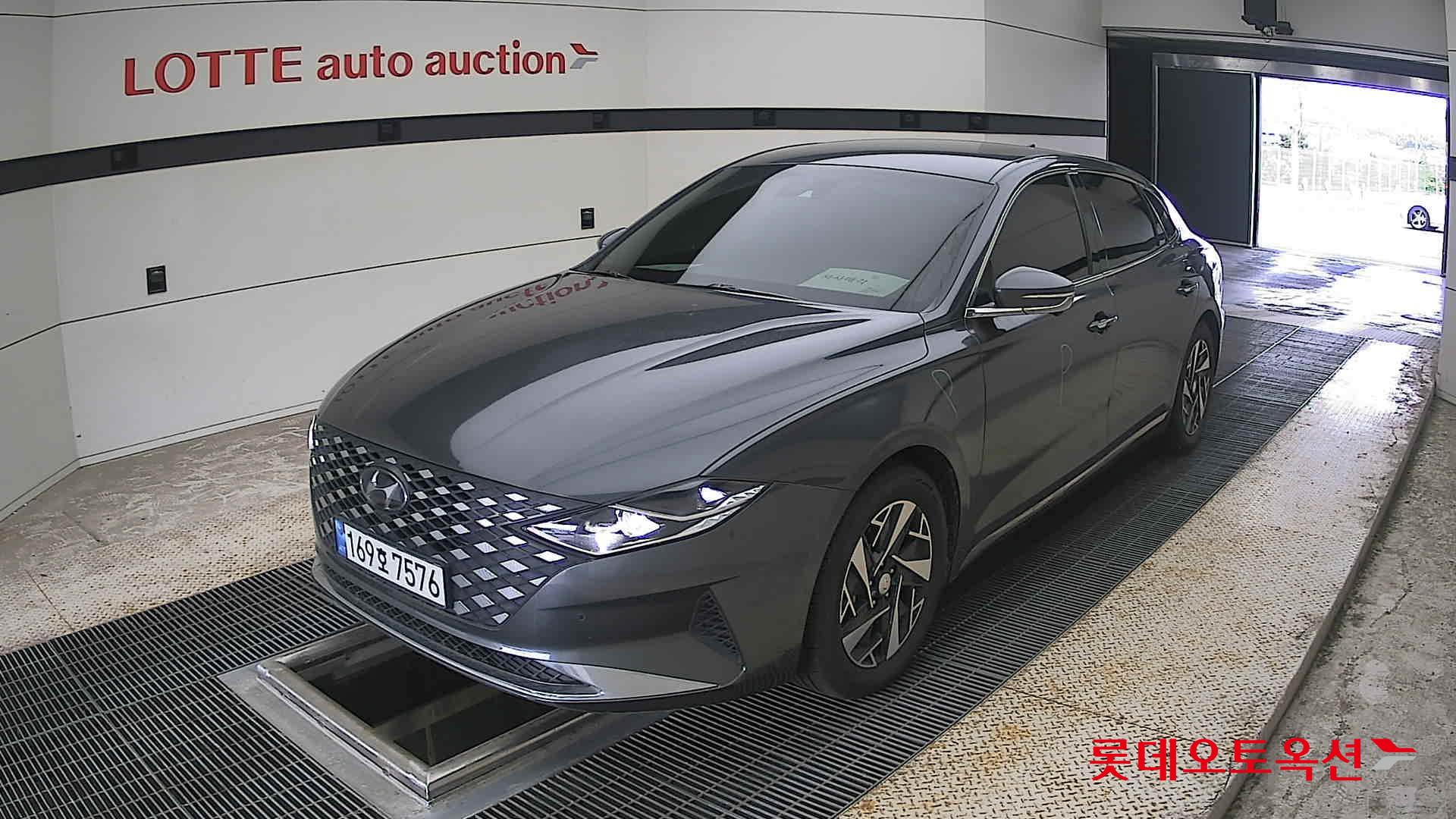 2022 - hyundai grandeur