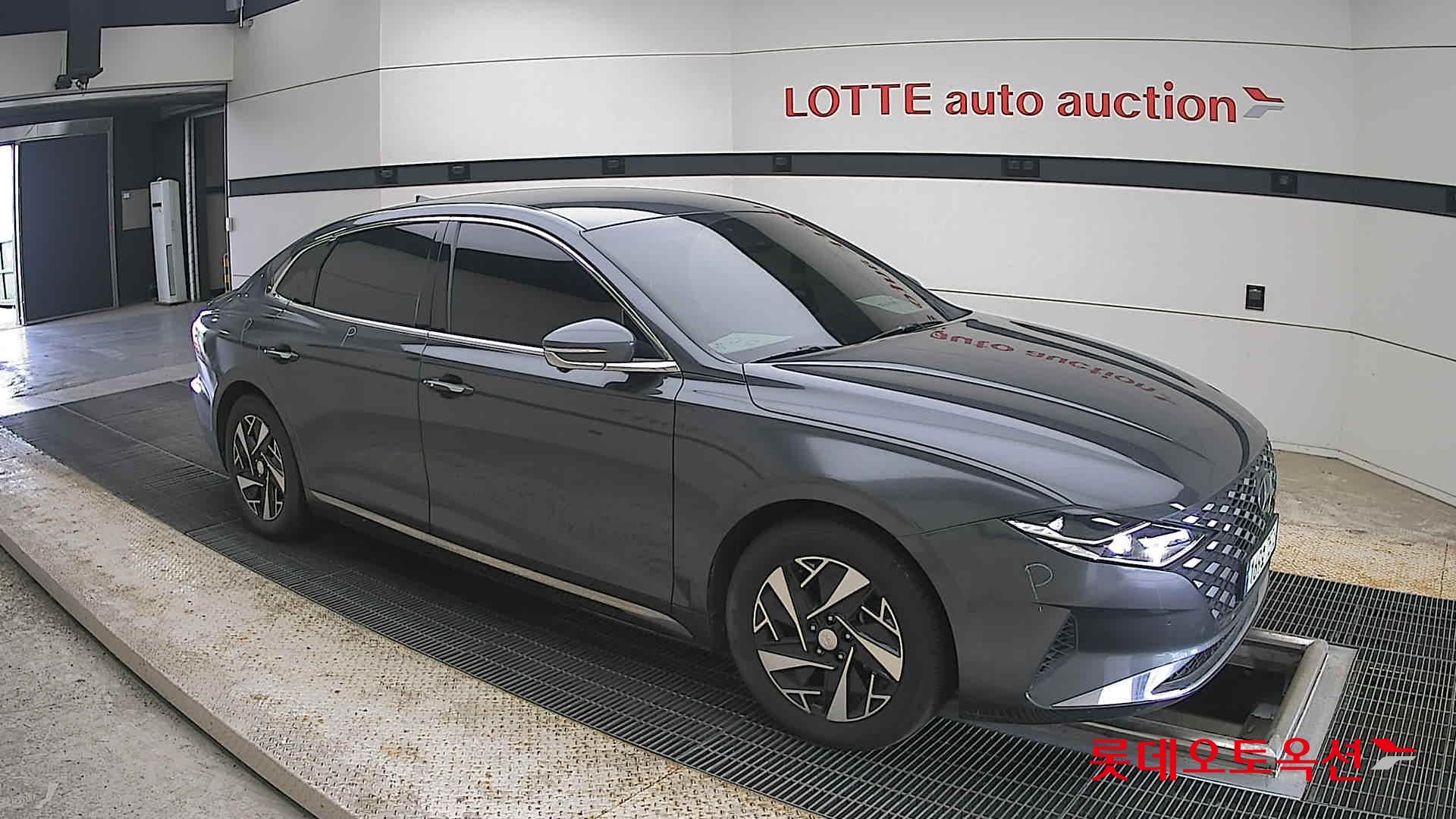 2022 - hyundai grandeur