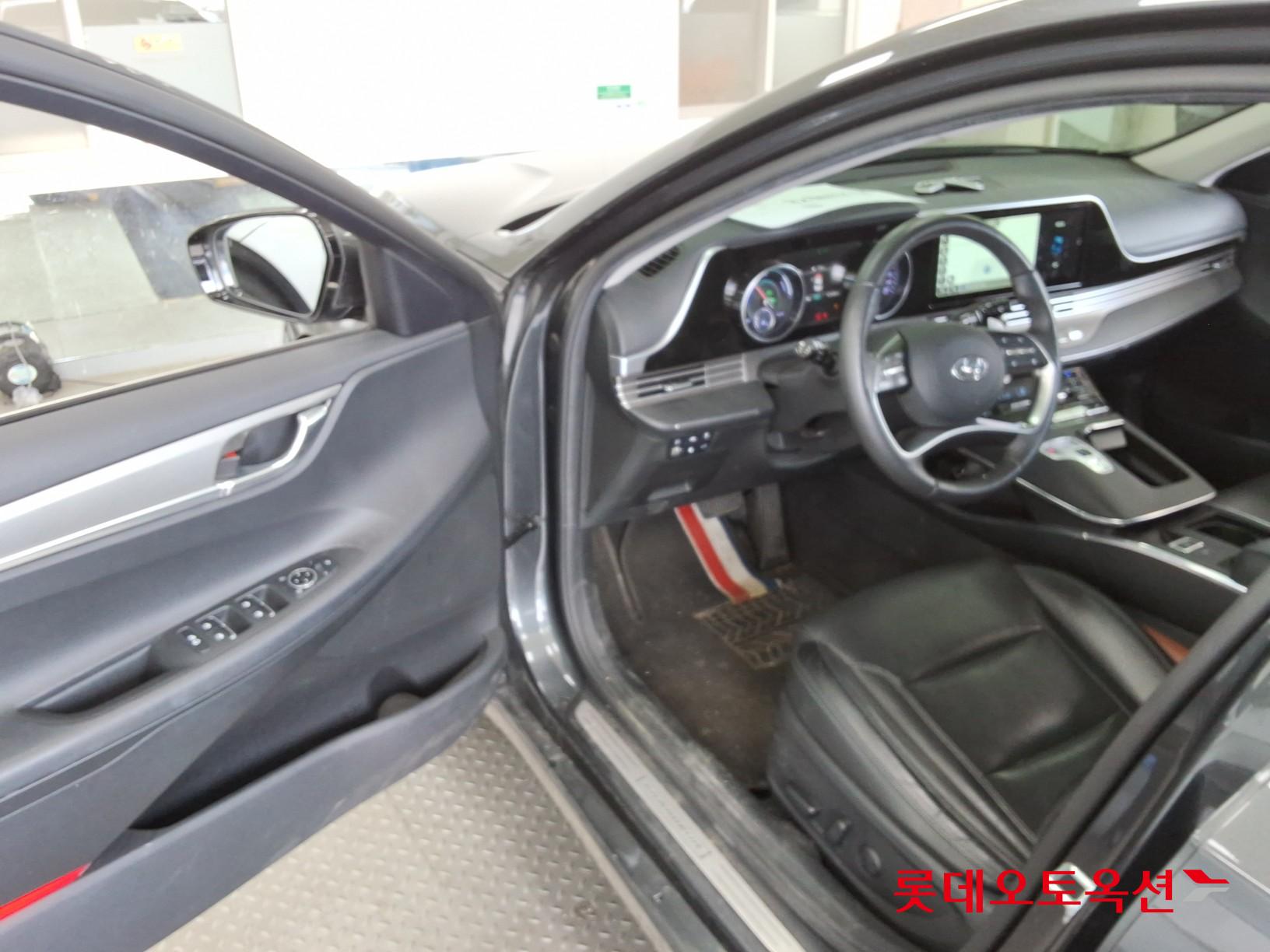 2022 - hyundai grandeur