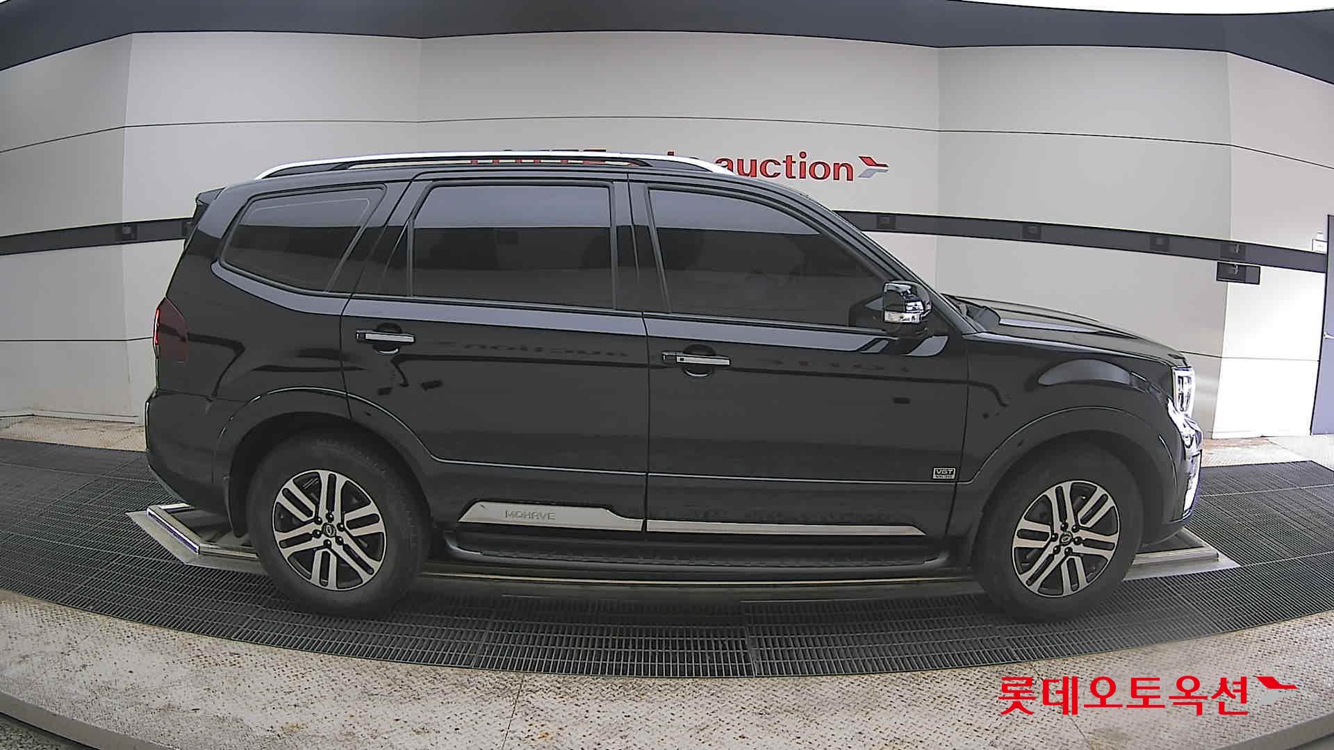 Kia Mohave - 21
