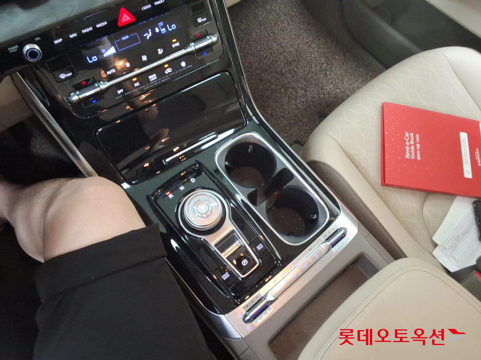 2023 - kia carnival