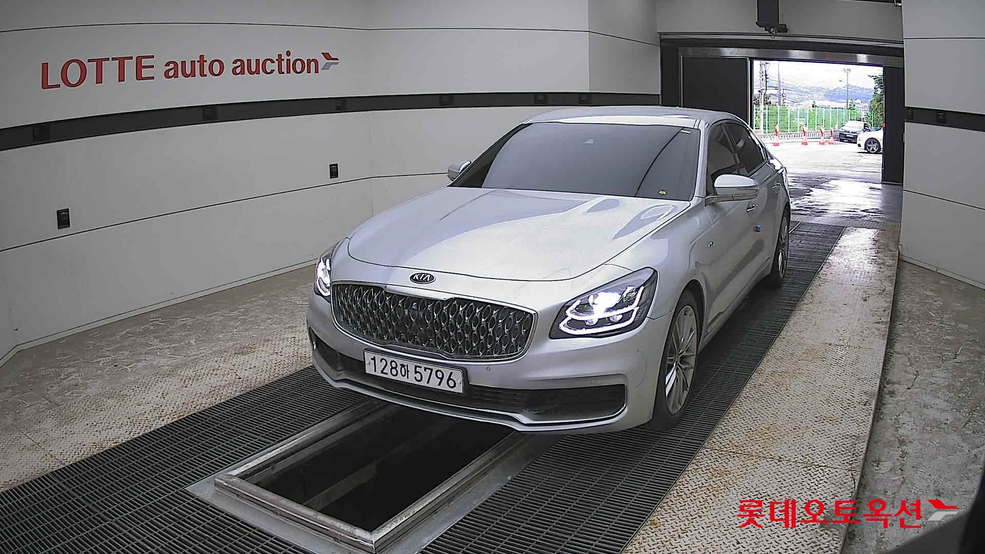 Kia K9 - 10