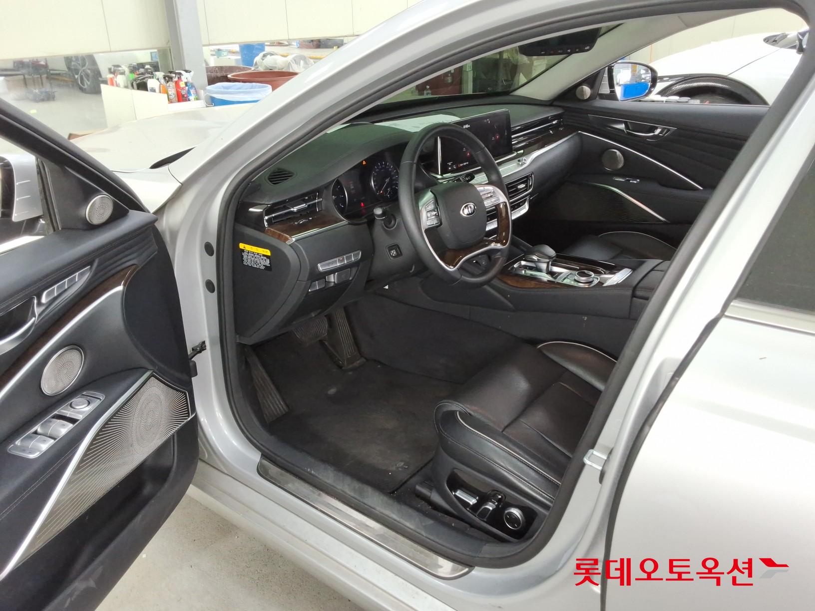 Kia K9 - 35