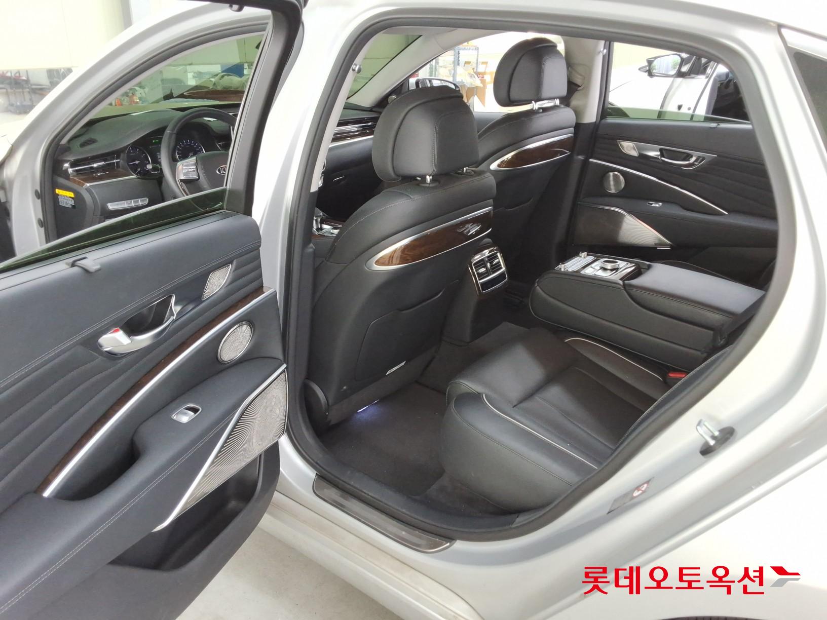 Kia K9 - 36