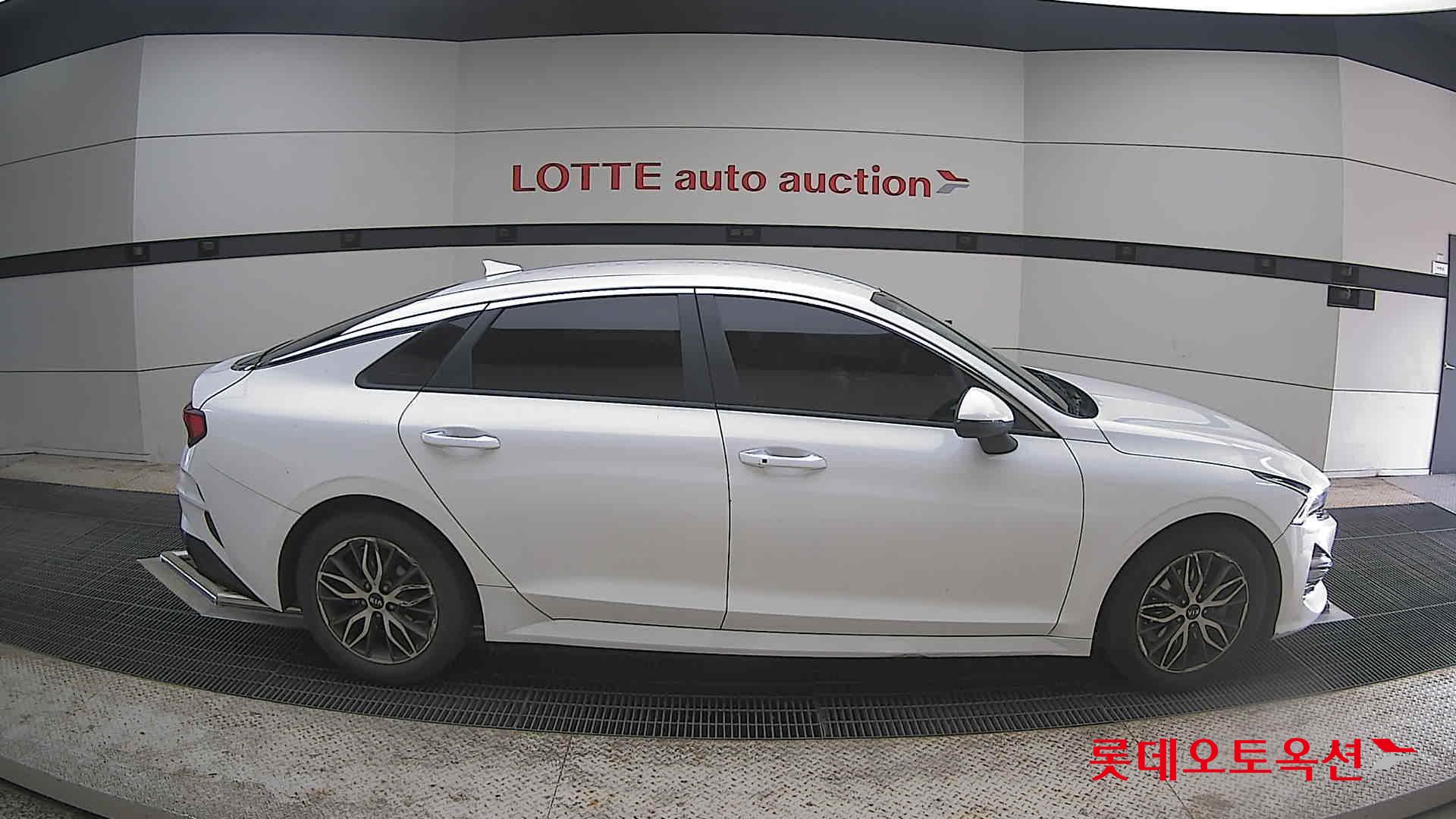 Kia K5 - 21