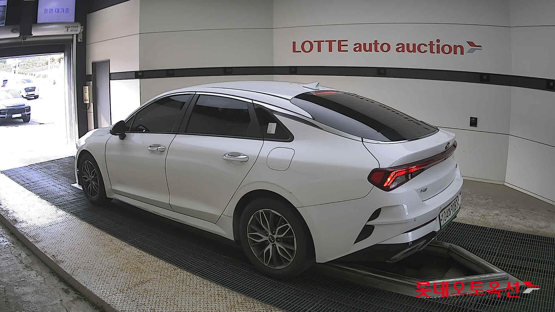 Kia K5 - 15