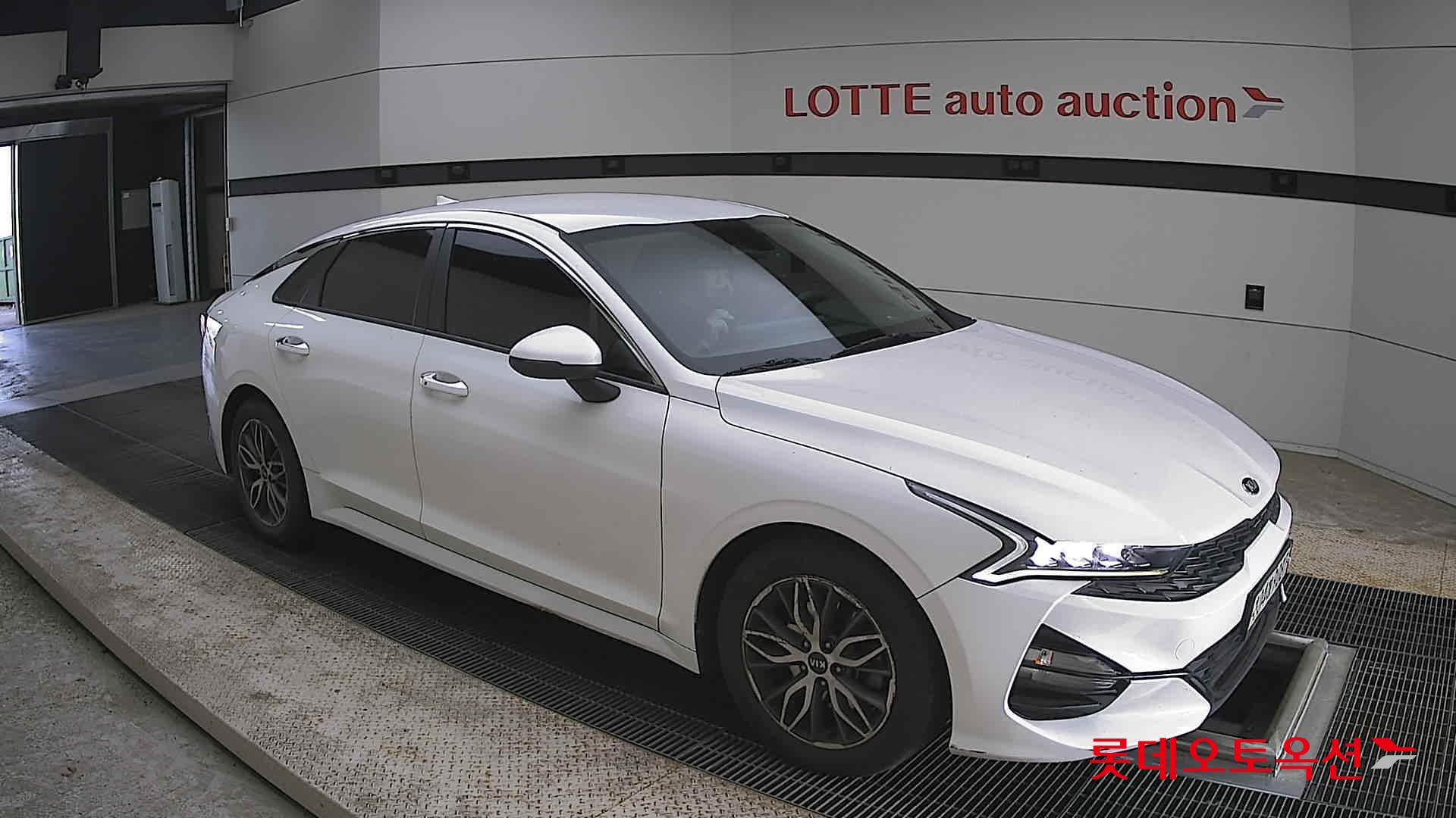 Kia K5 - 23