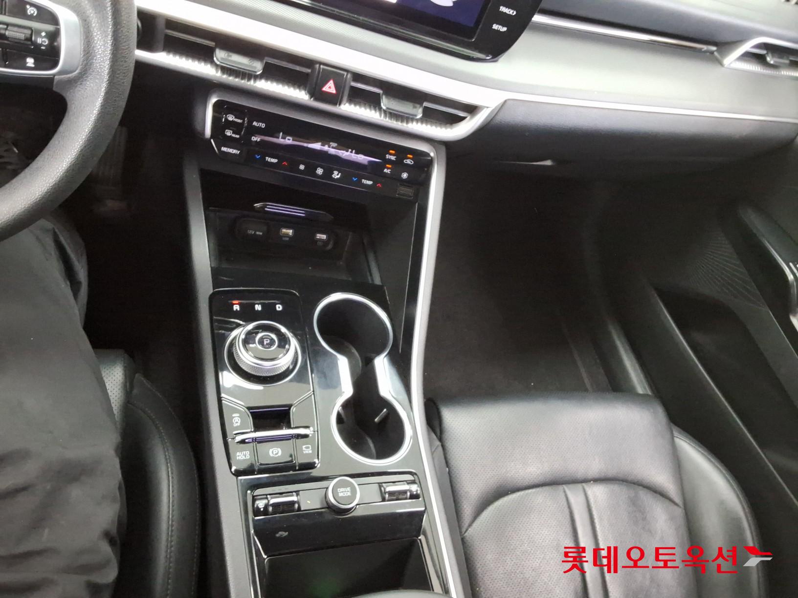 Kia K5 - 35