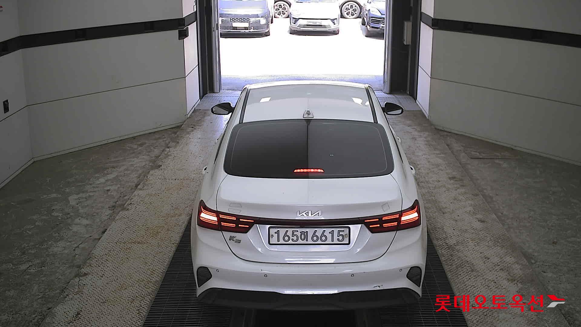 Kia K3 - 17