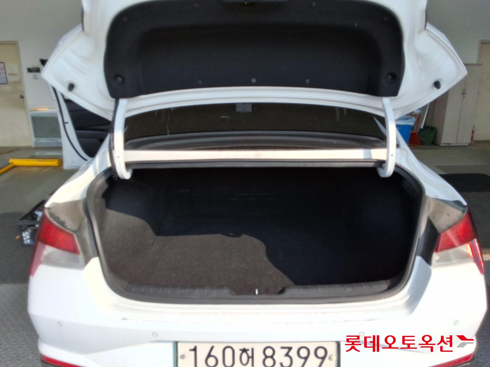현대자동차 아반떼 - 9