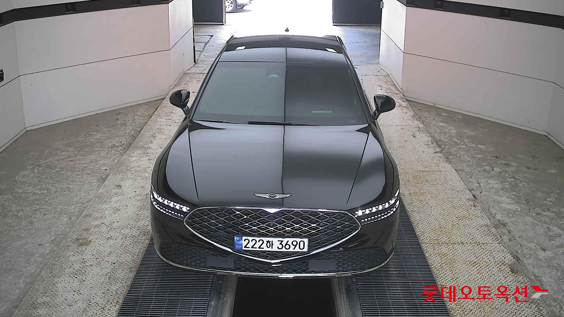جينيسيس G90