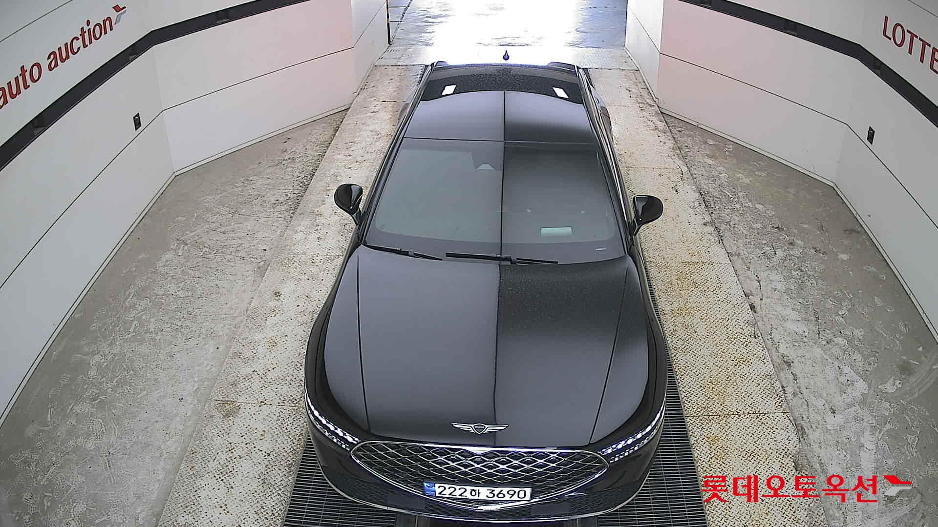 Genesis G90 - 7