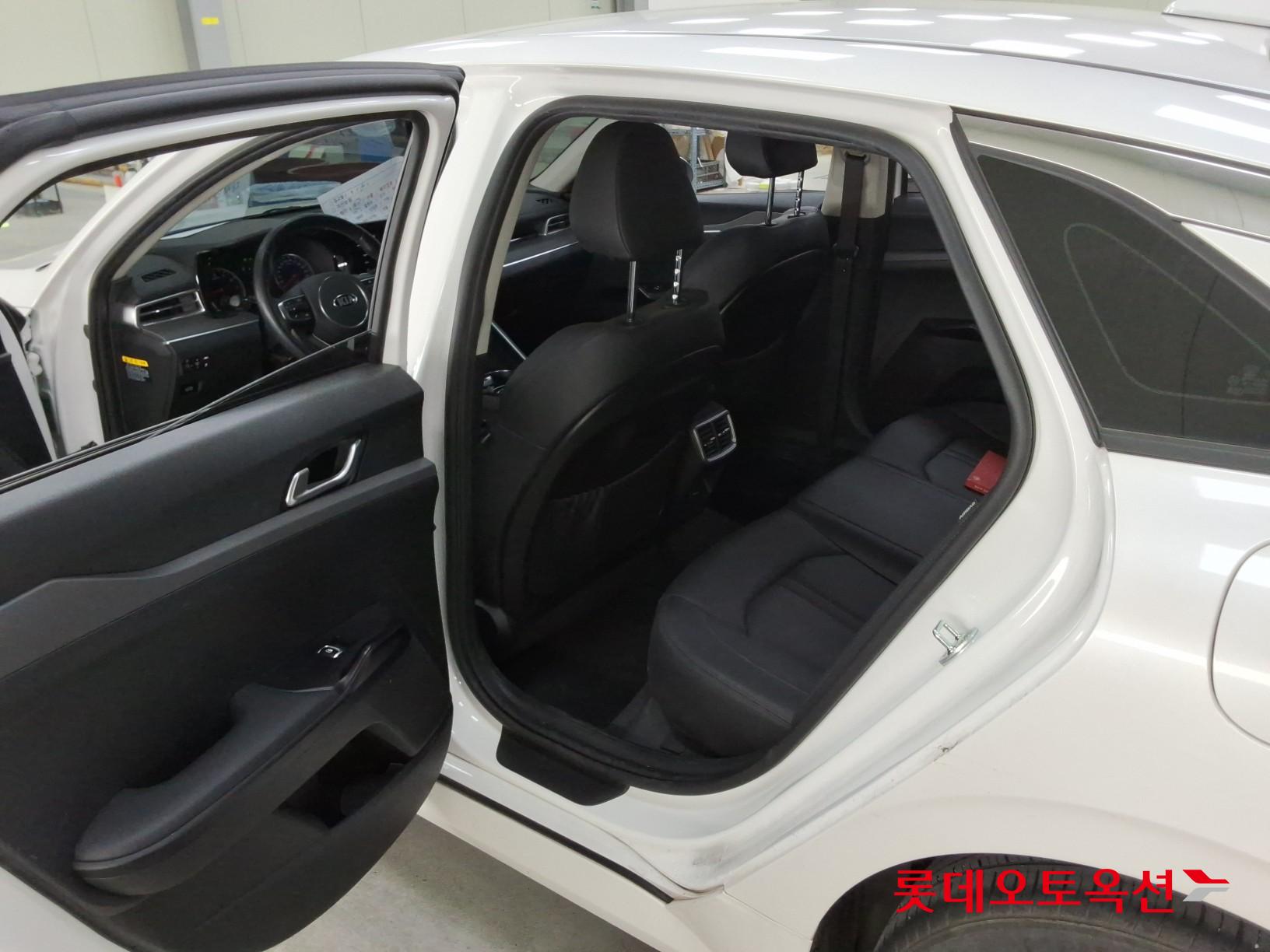 Kia K5 - 36