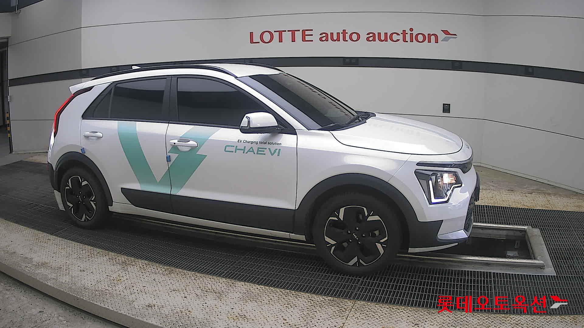 2023 - kia niro