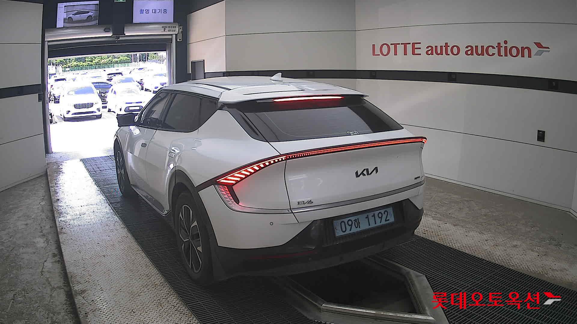 2022 - kia ev6