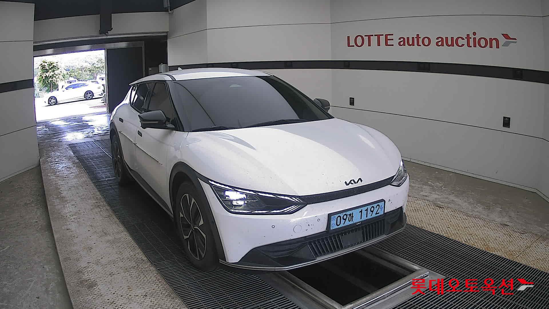 2022 - kia ev6