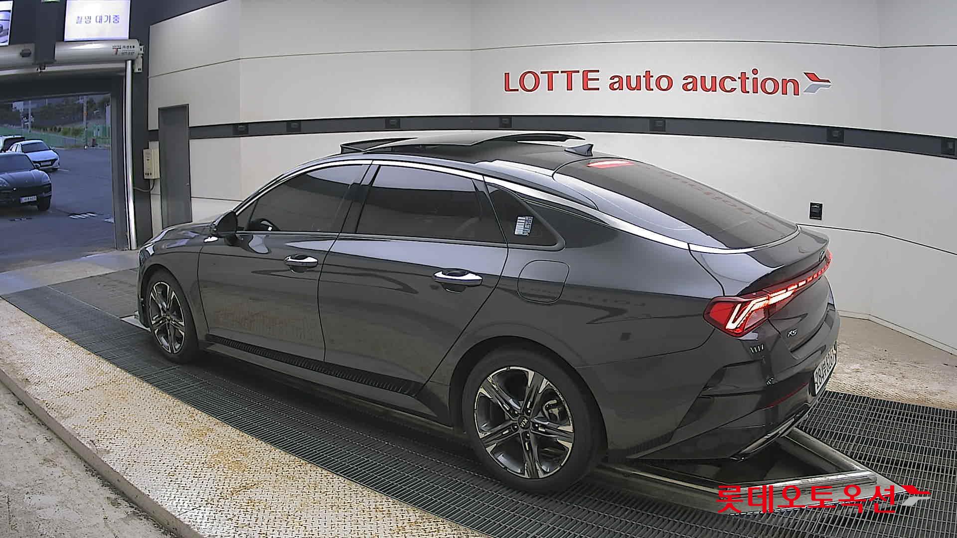 Kia K5 - 15