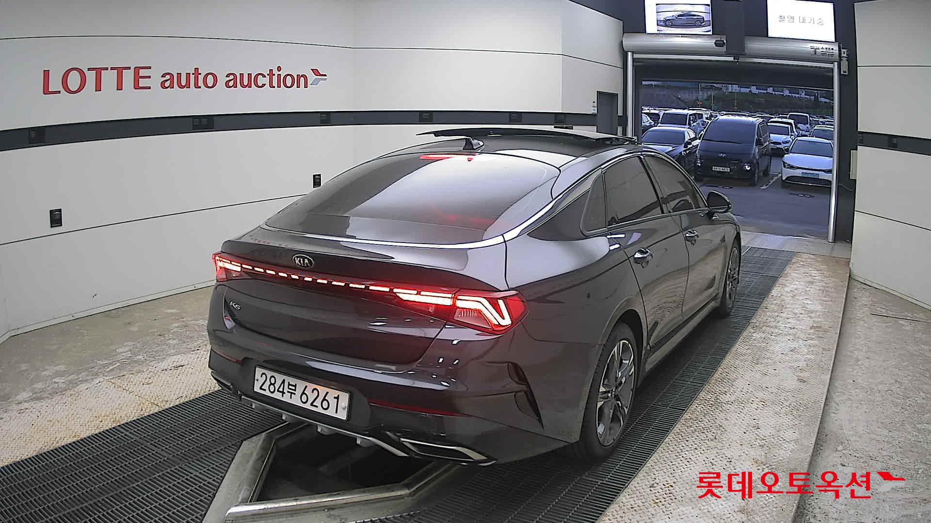 Kia K5 - 18