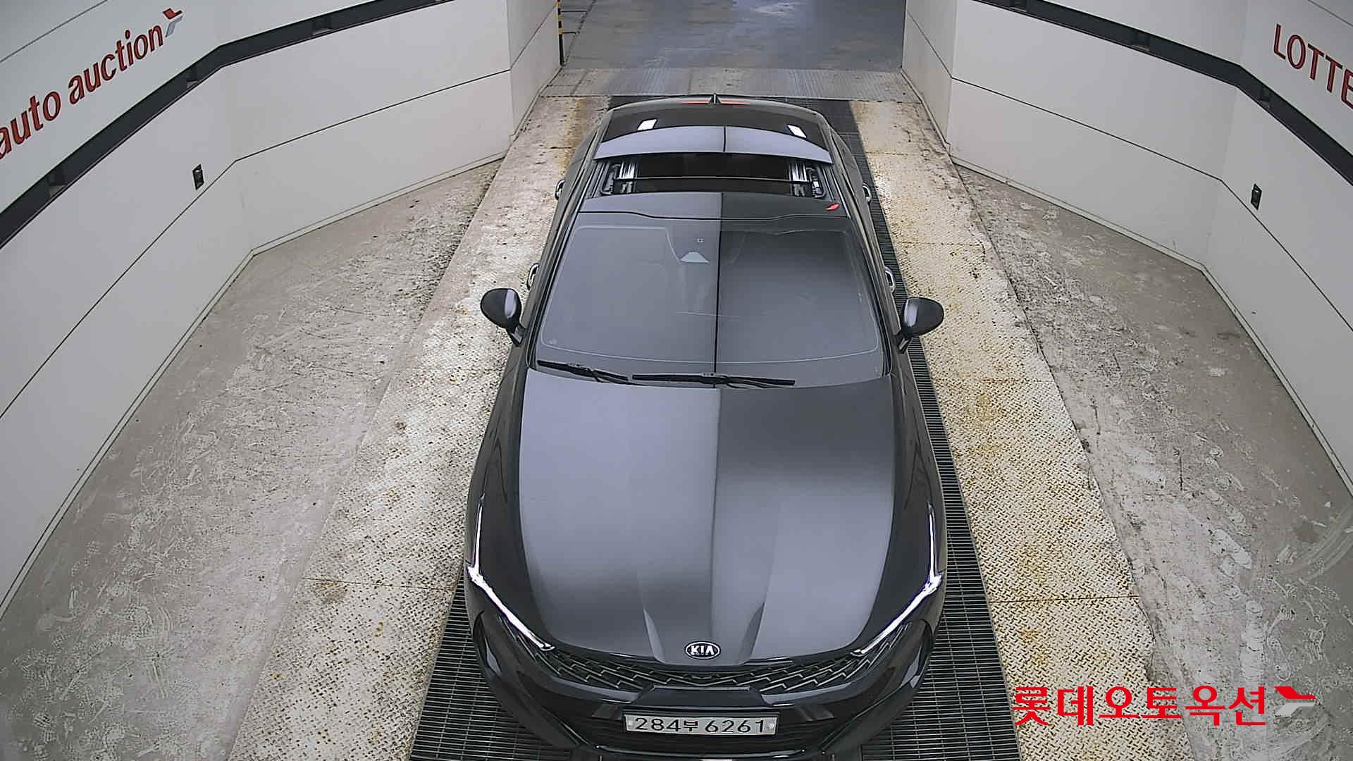 Kia K5 - 7