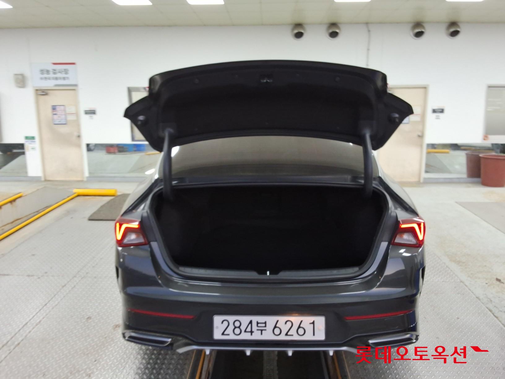 Kia K5 - 9