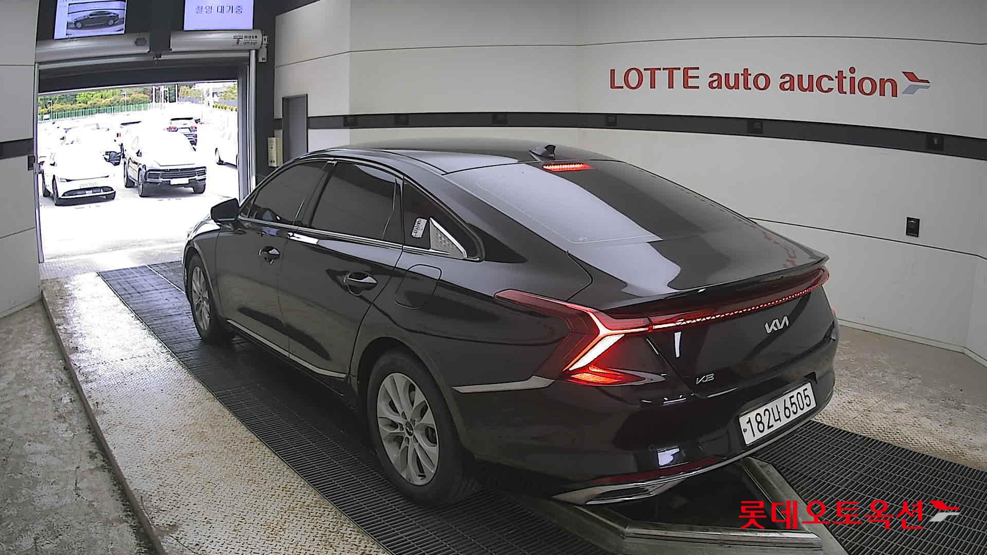 Kia K8 - 4