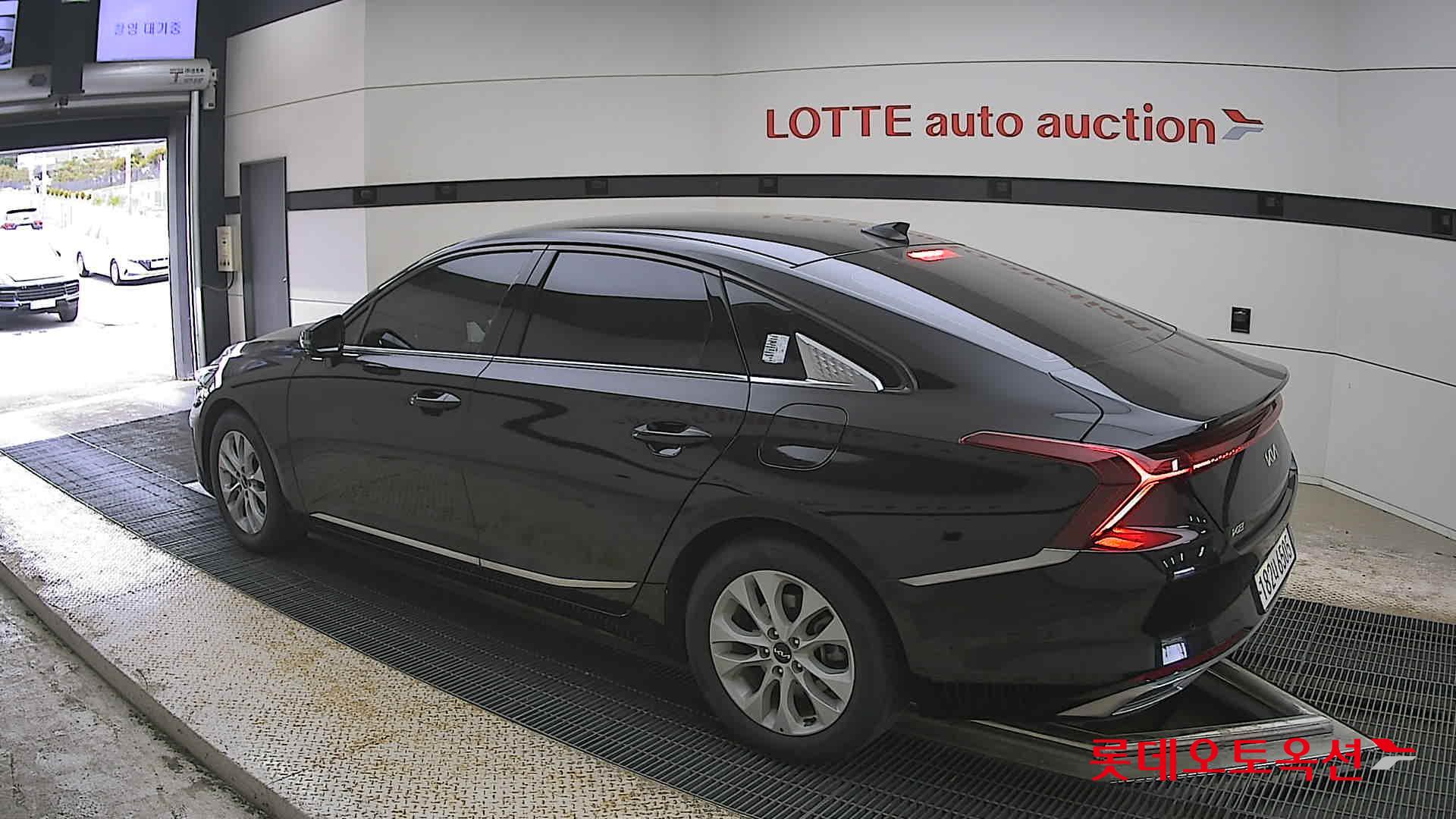 Kia K8 - 15