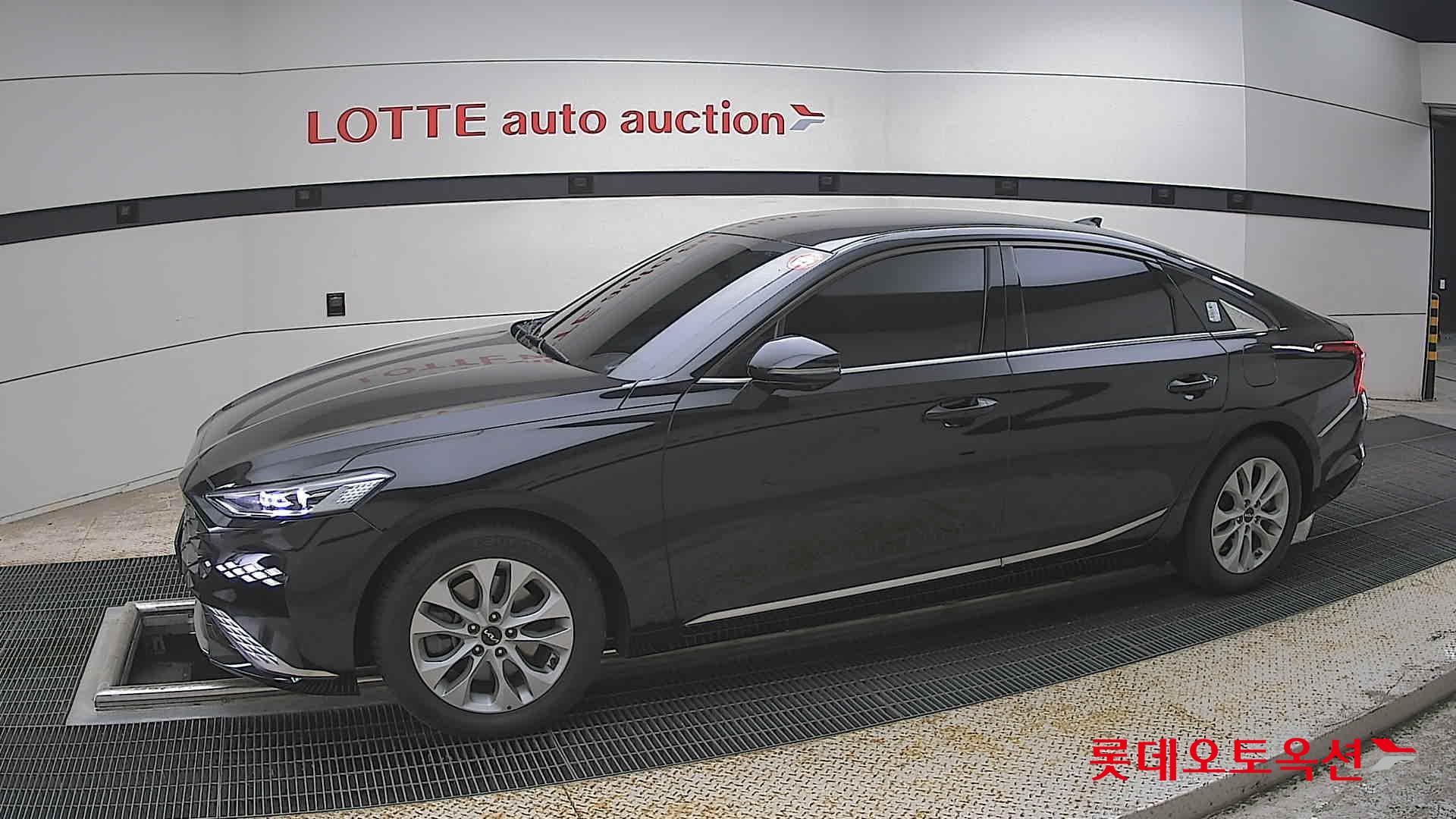Kia K8 - 12
