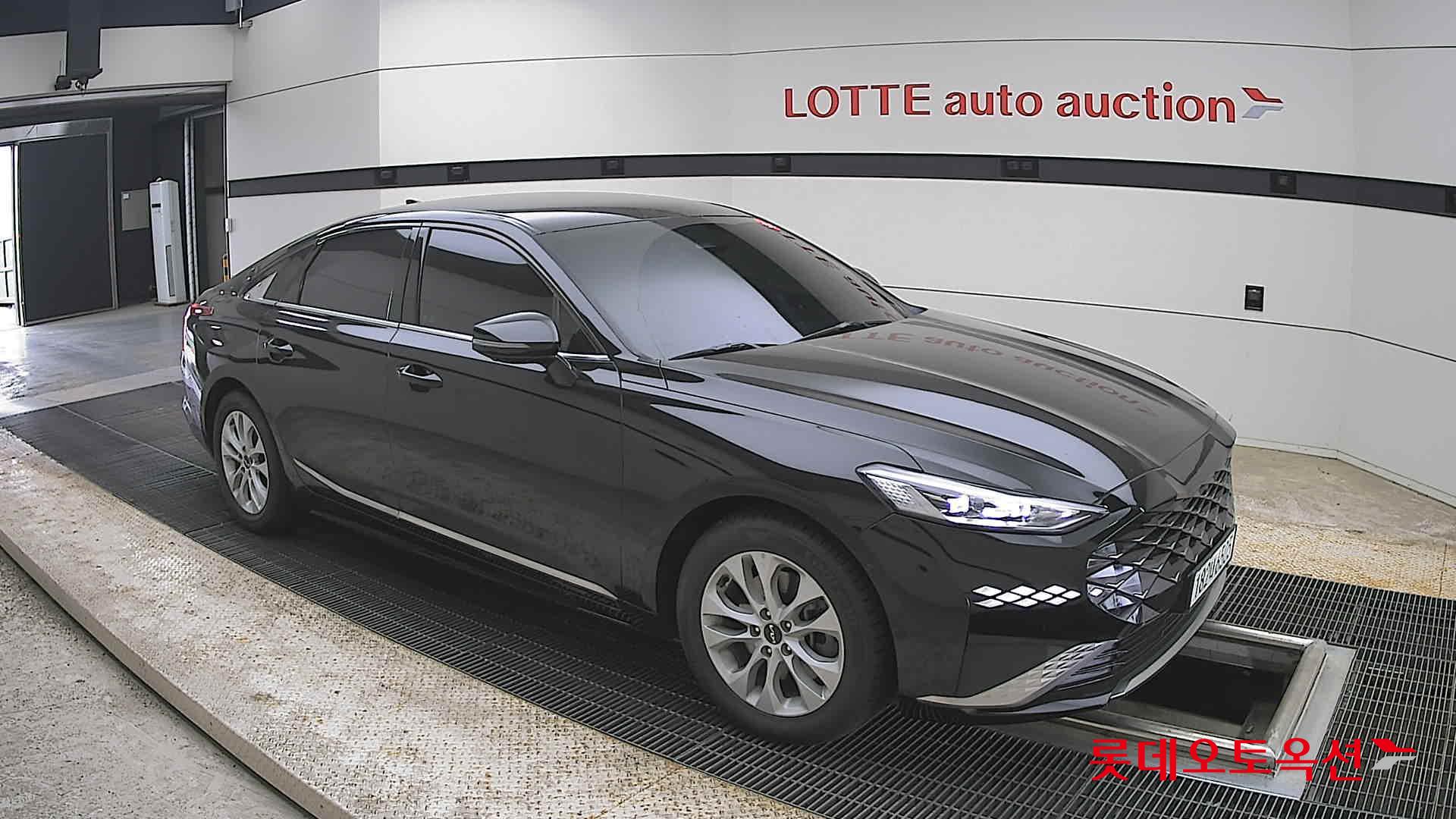 Kia K8 - 23