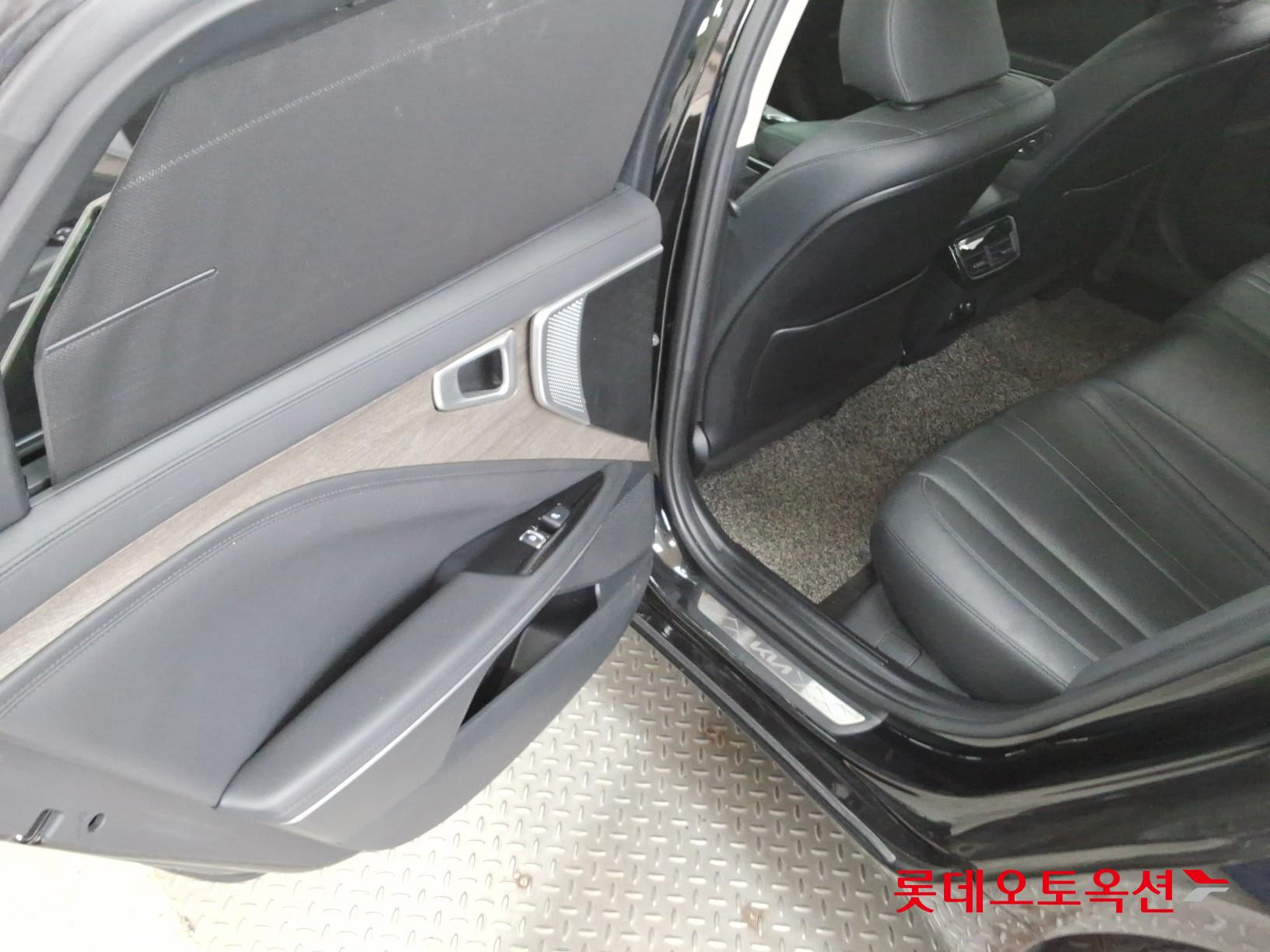 Kia K8 - 38