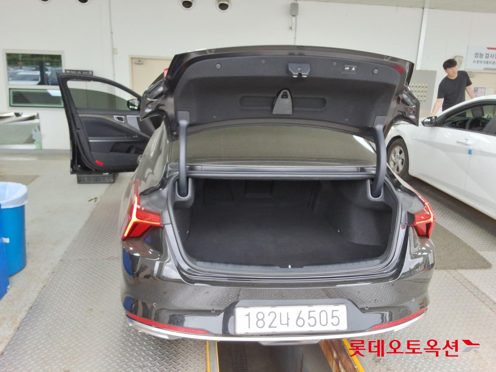 Kia K8 - 9