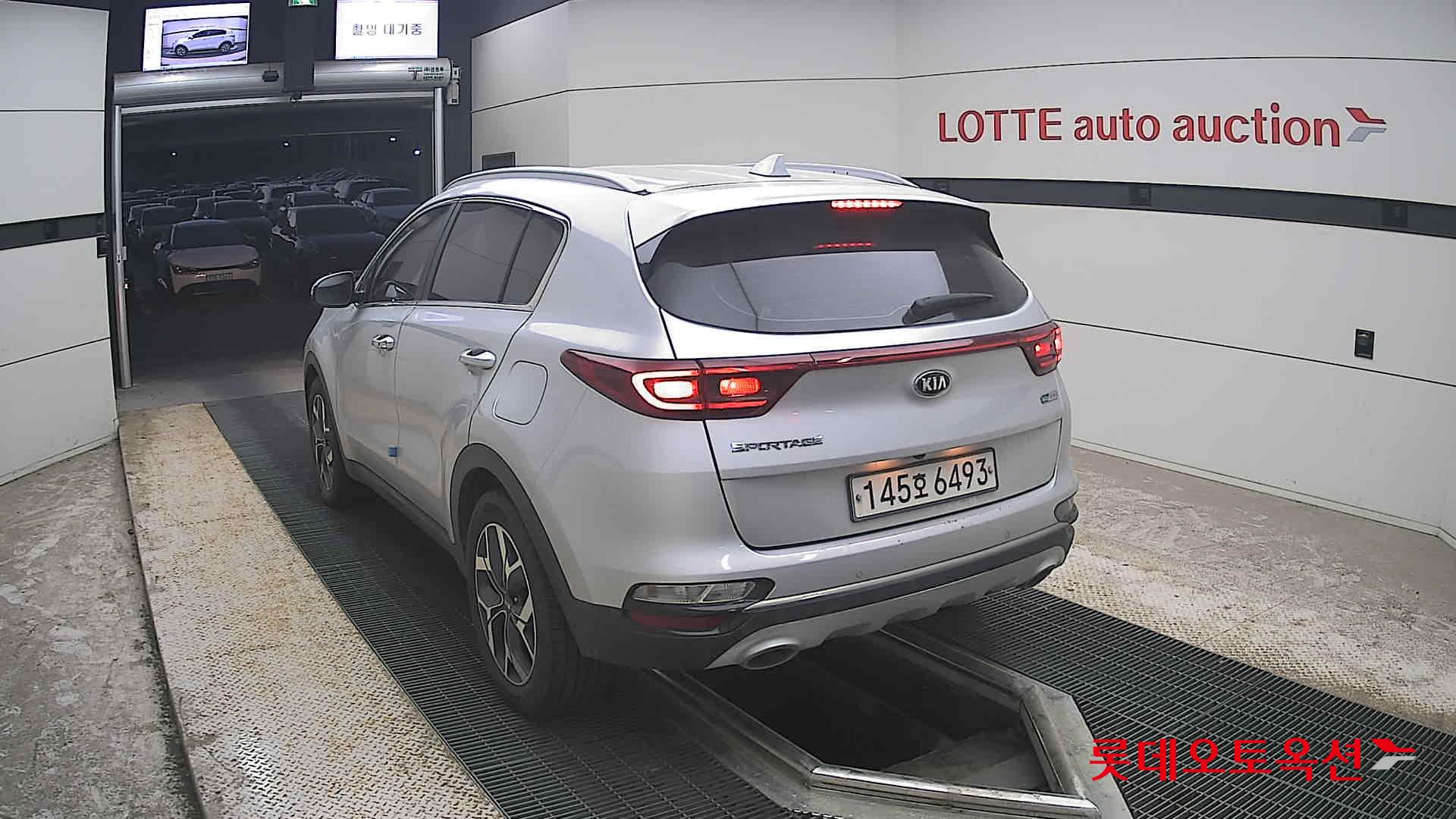 Kia Sportage - 16