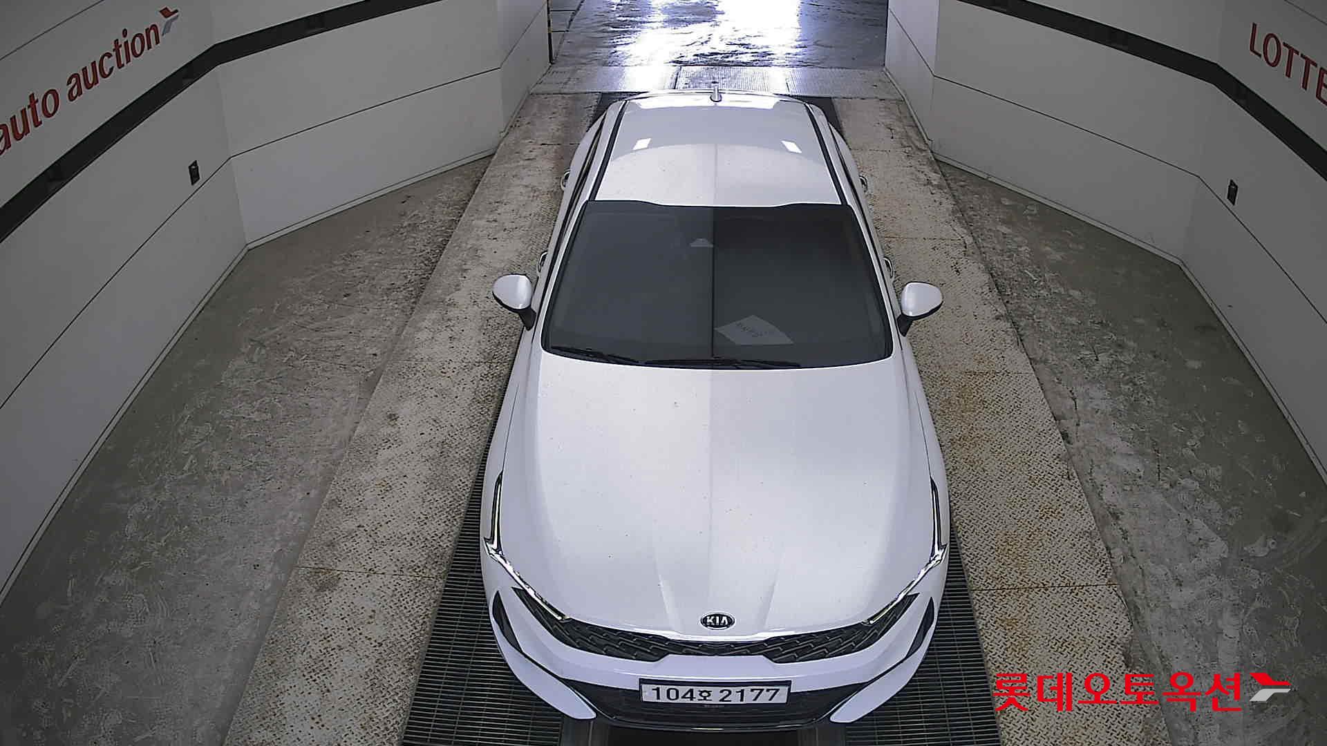 Kia K5 - 7