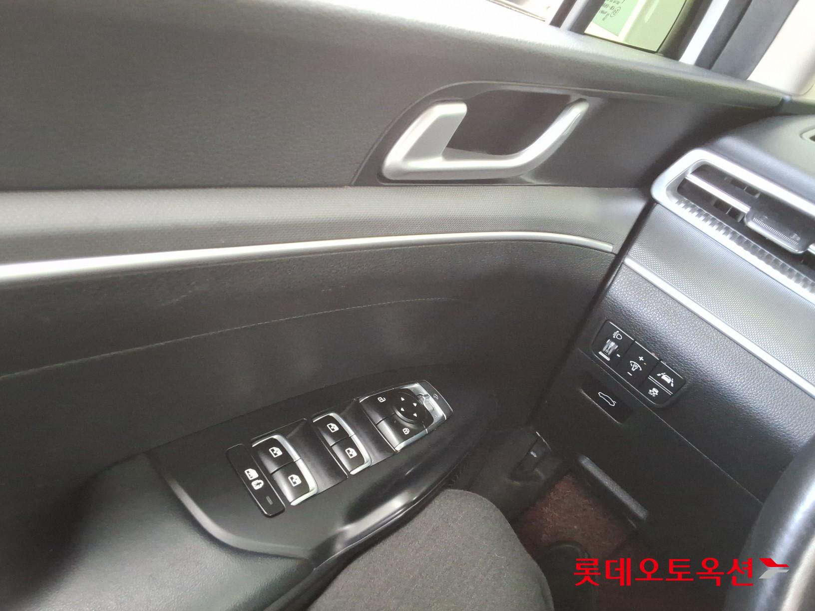 Kia K5 - 29