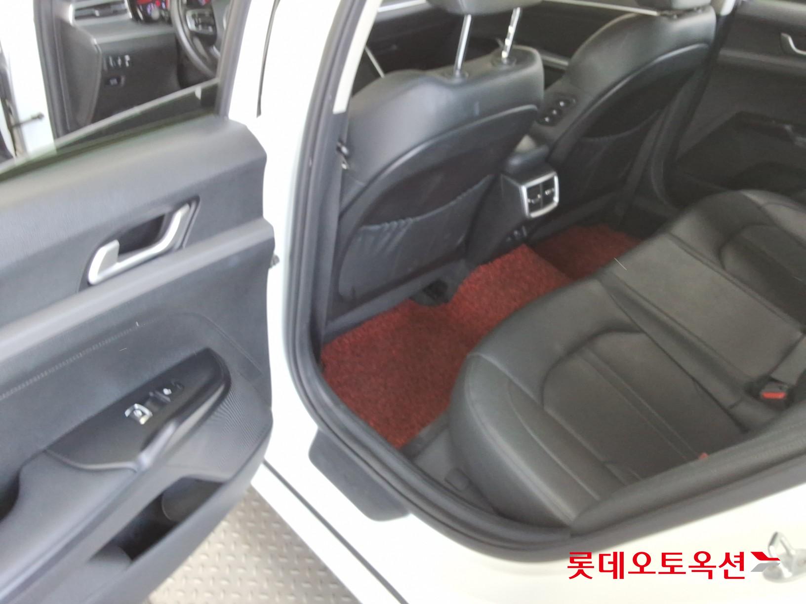 Kia K5 - 38