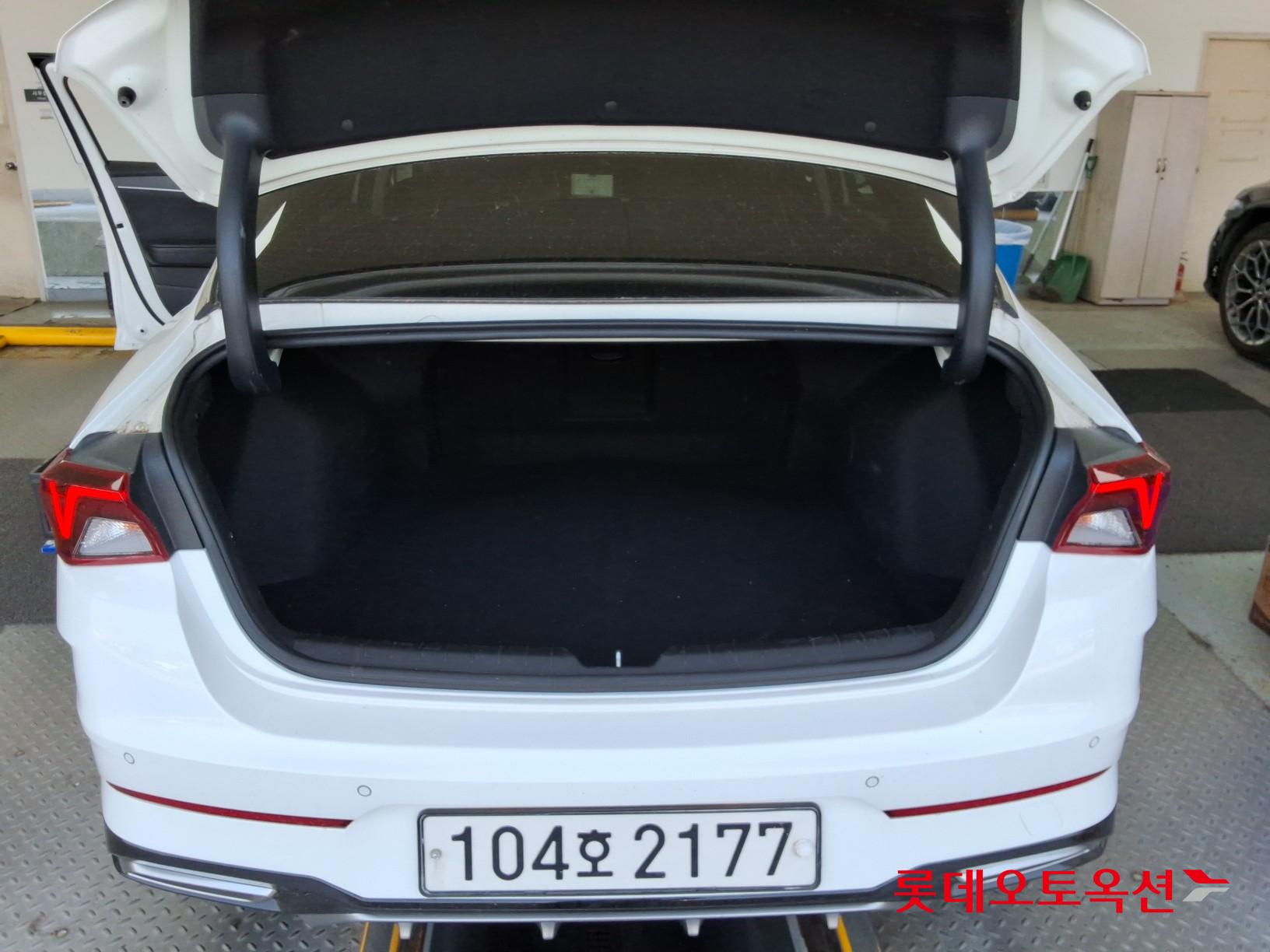 Kia K5 - 9