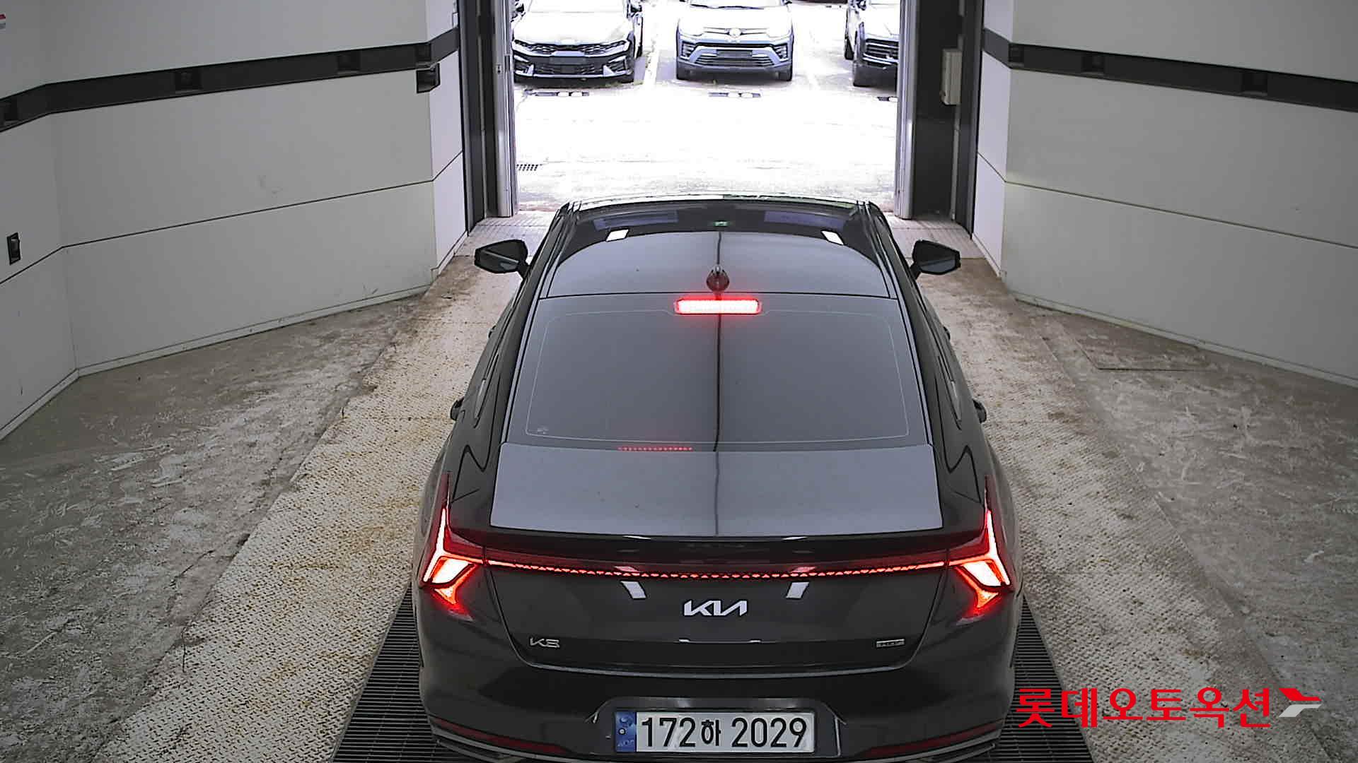 Kia K8 - 17