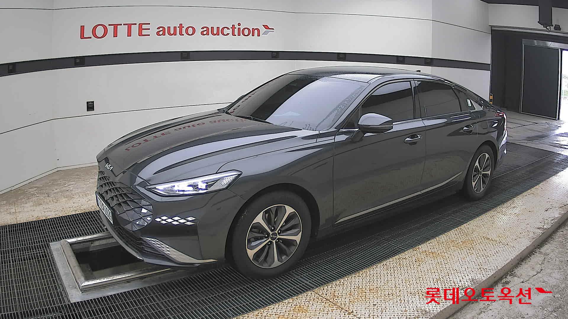 Kia K8 - 11
